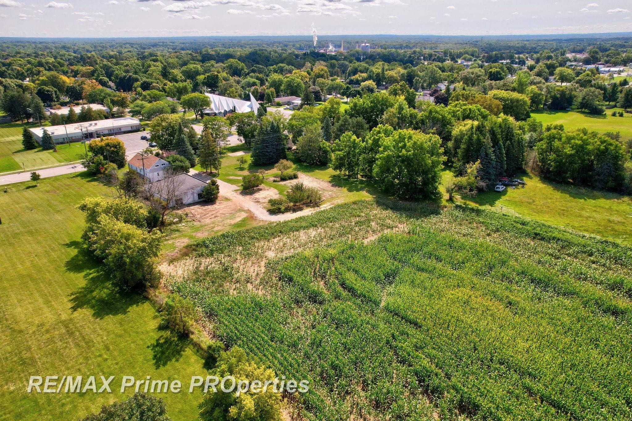 17 N Hooper Street, Caro, MI 48723 — Photo 48