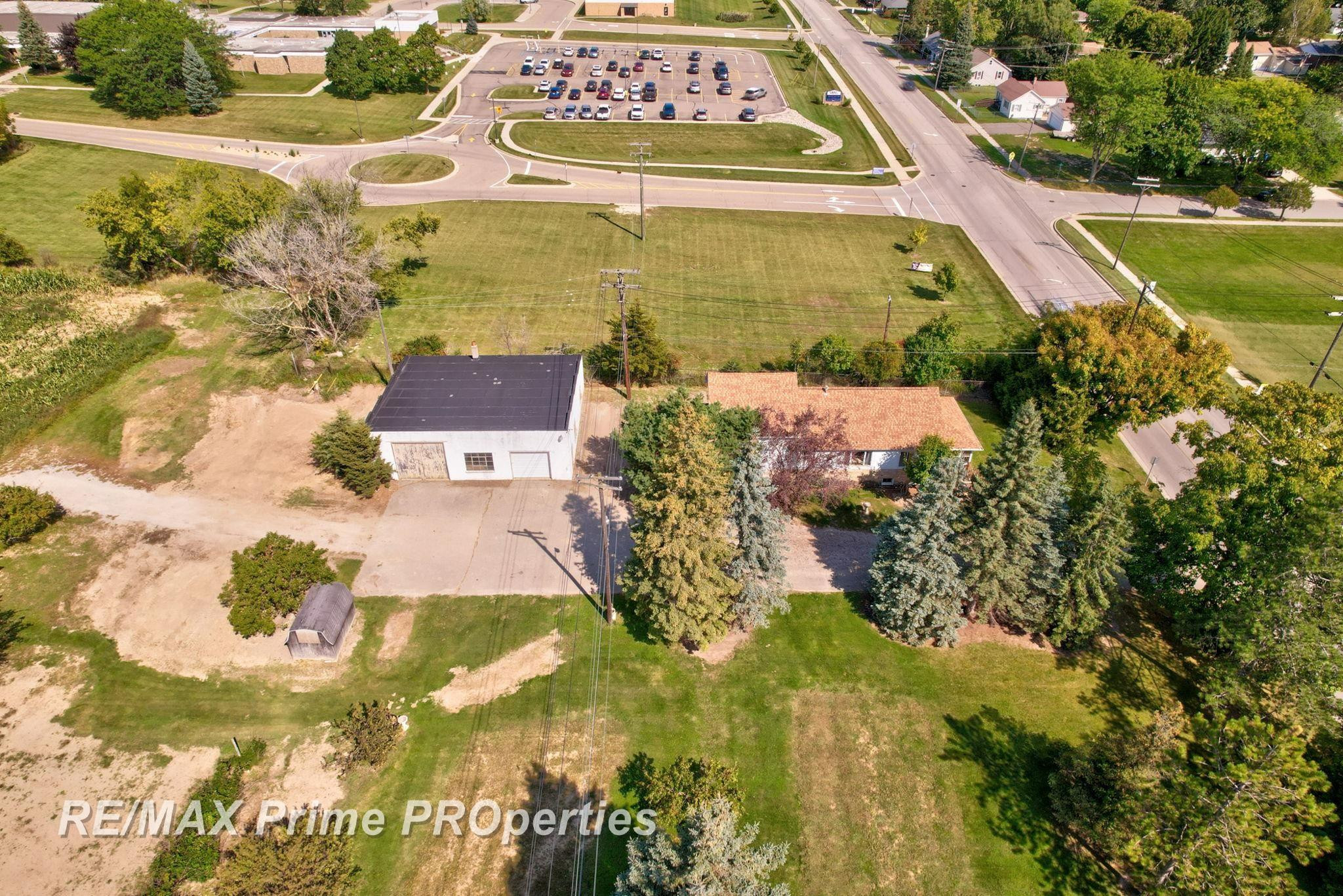 17 N Hooper Street, Caro, MI 48723 — Photo 50