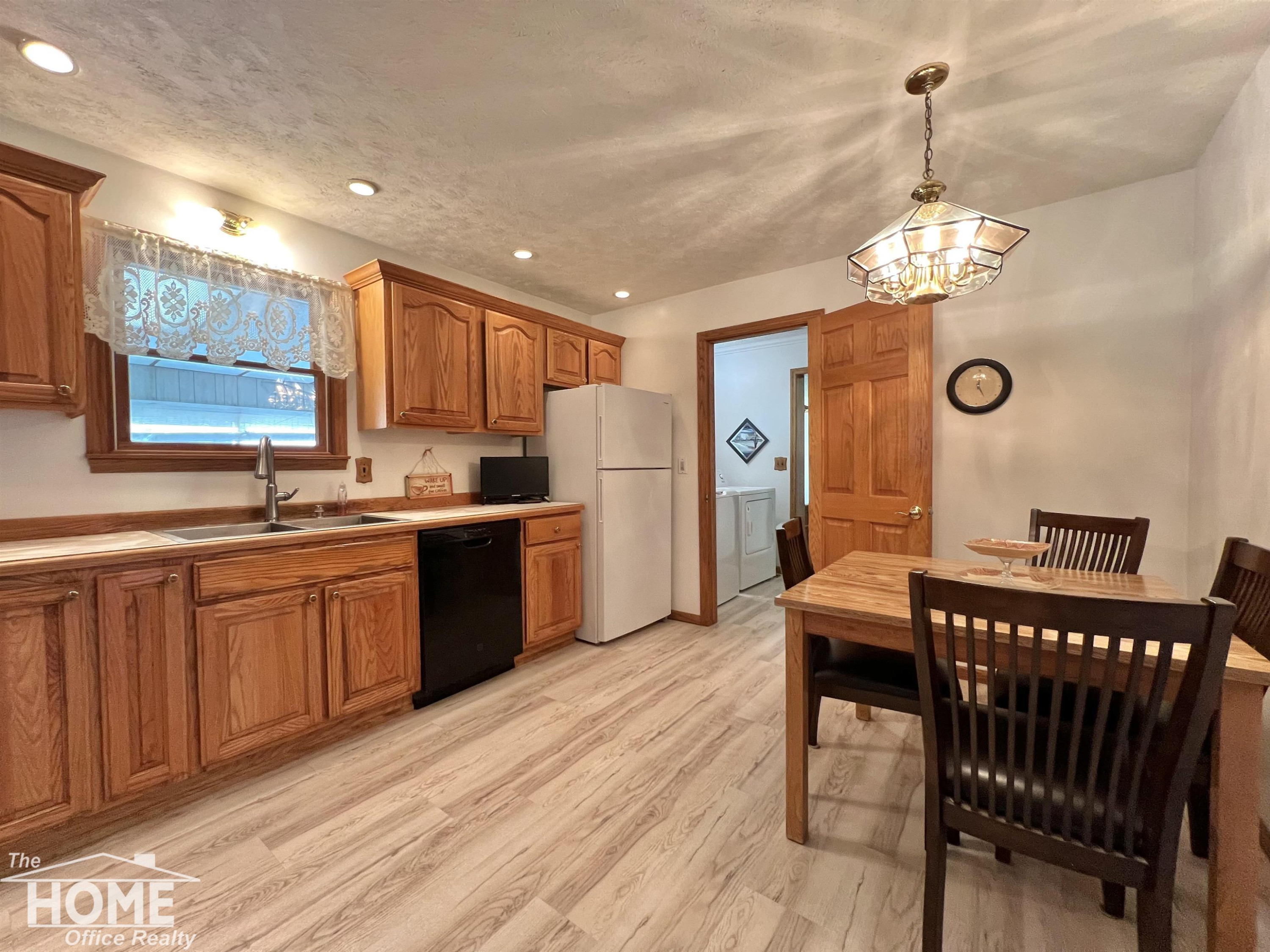 205 Sylvia Drive, Corunna, MI 48817 — Photo 12