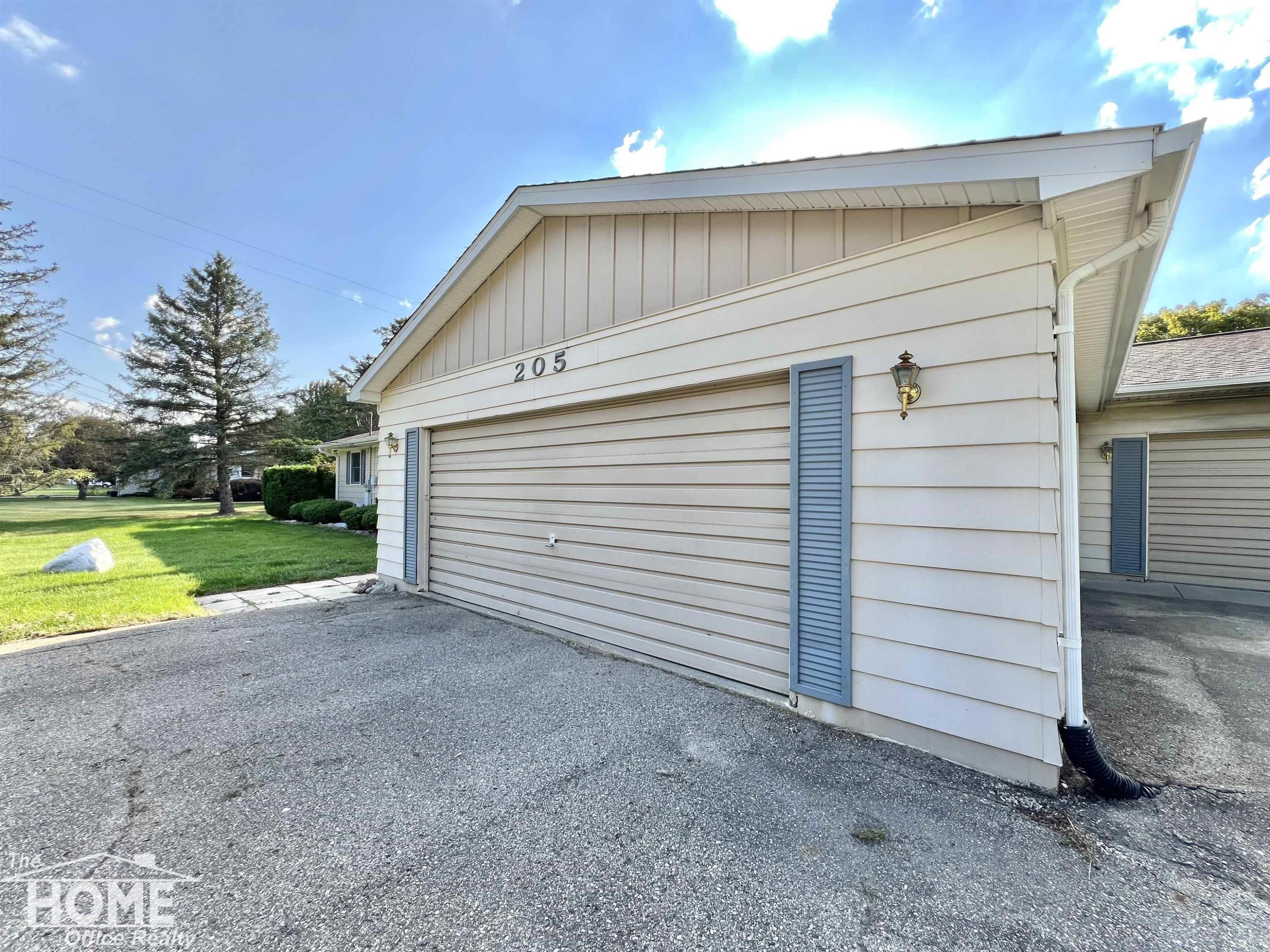205 Sylvia Drive, Corunna, MI 48817 — Photo 35