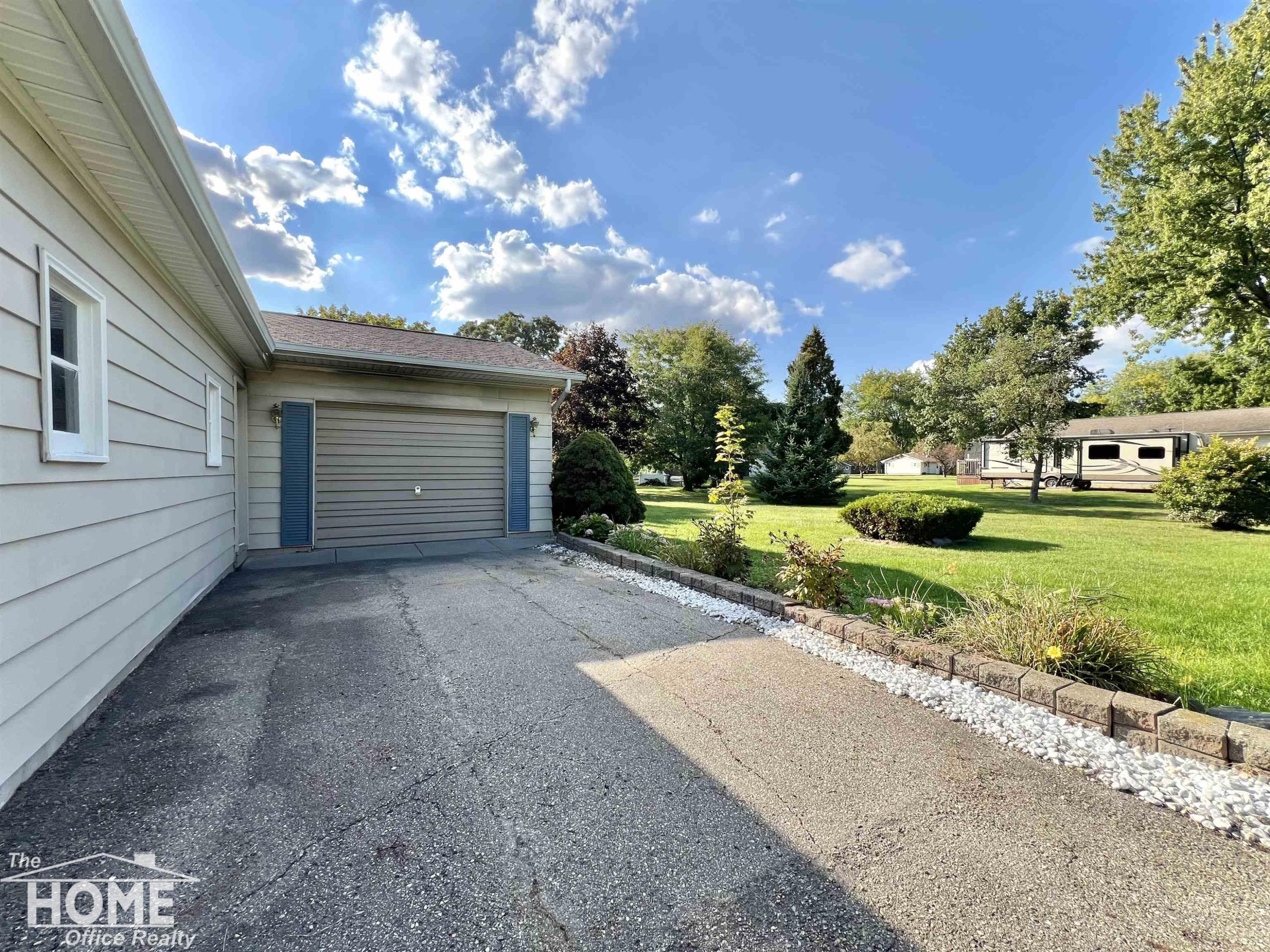 205 Sylvia Drive, Corunna, MI 48817 — Photo 44