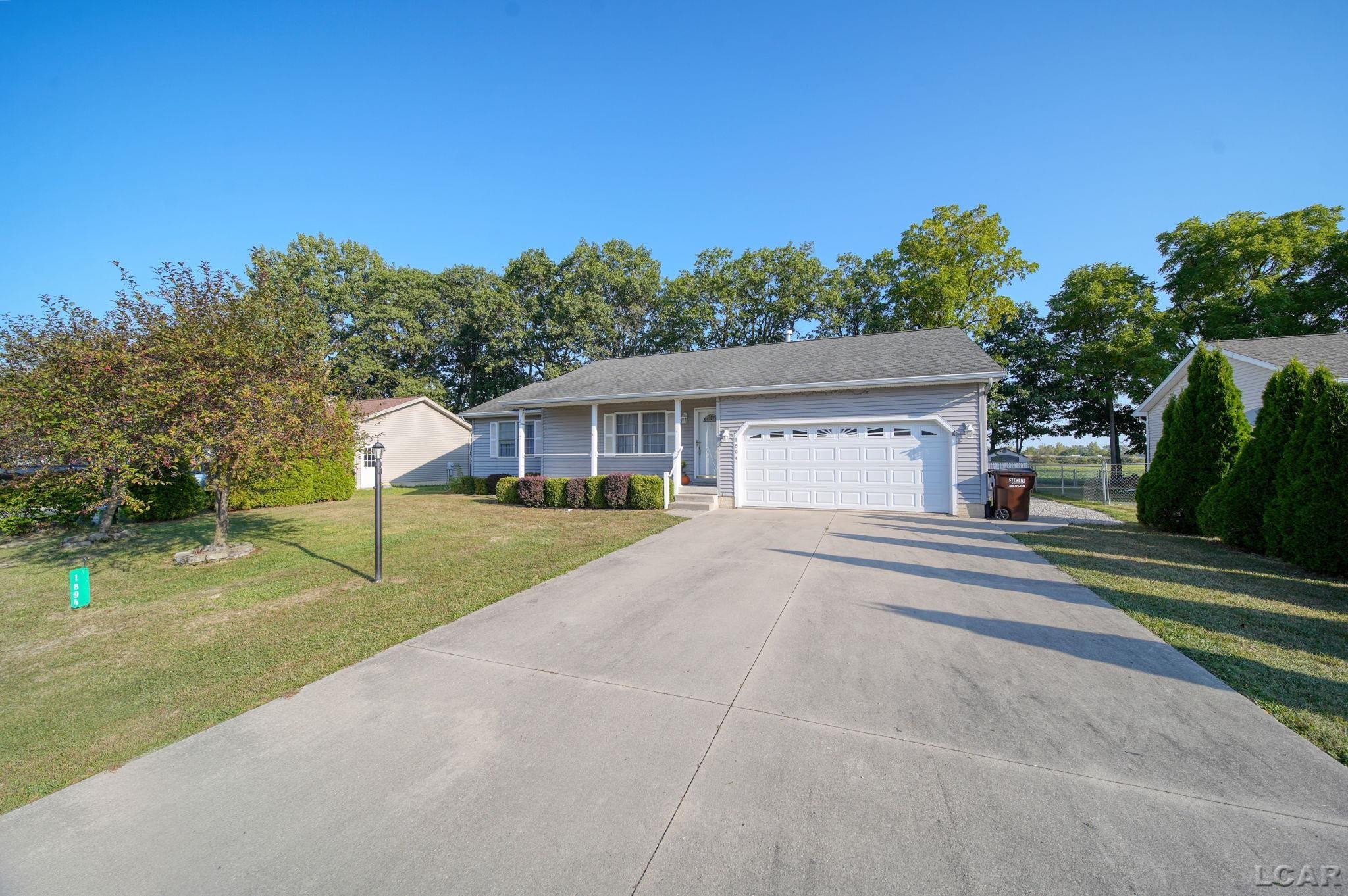 1894 Harold Street, Adrian, MI 49221 — Photo 2