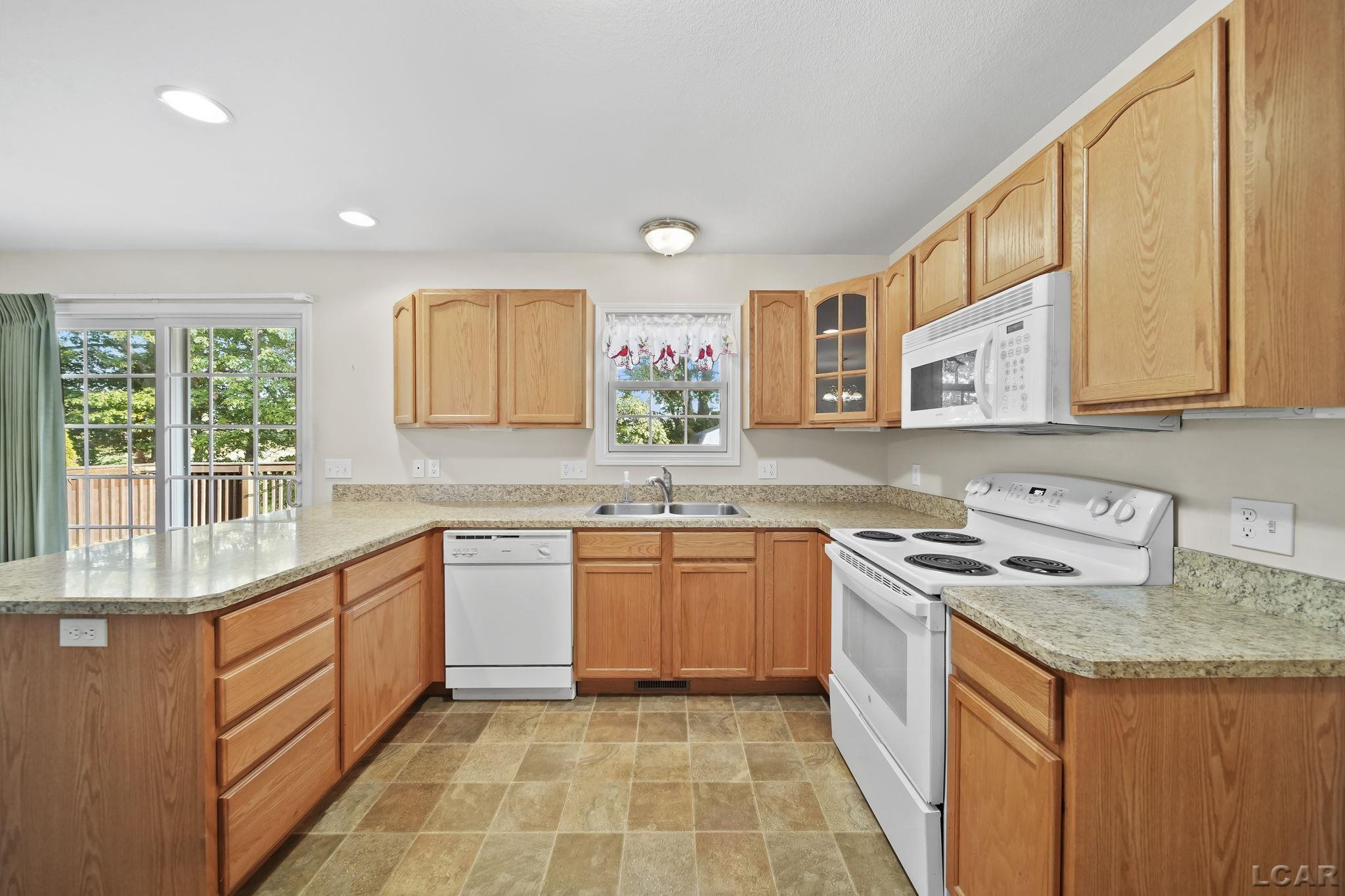 1894 Harold Street, Adrian, MI 49221 — Photo 12