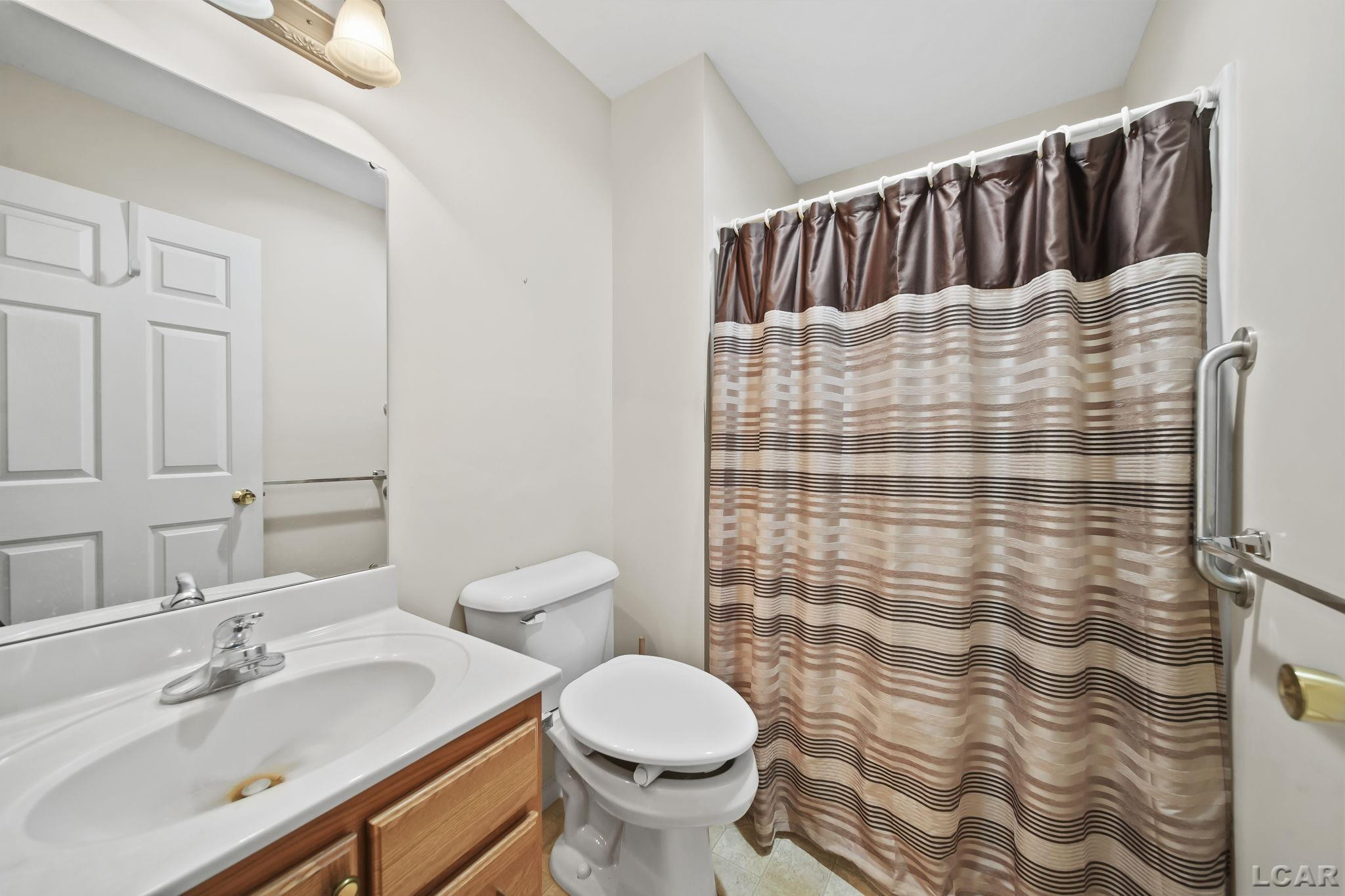 1894 Harold Street, Adrian, MI 49221 — Photo 17