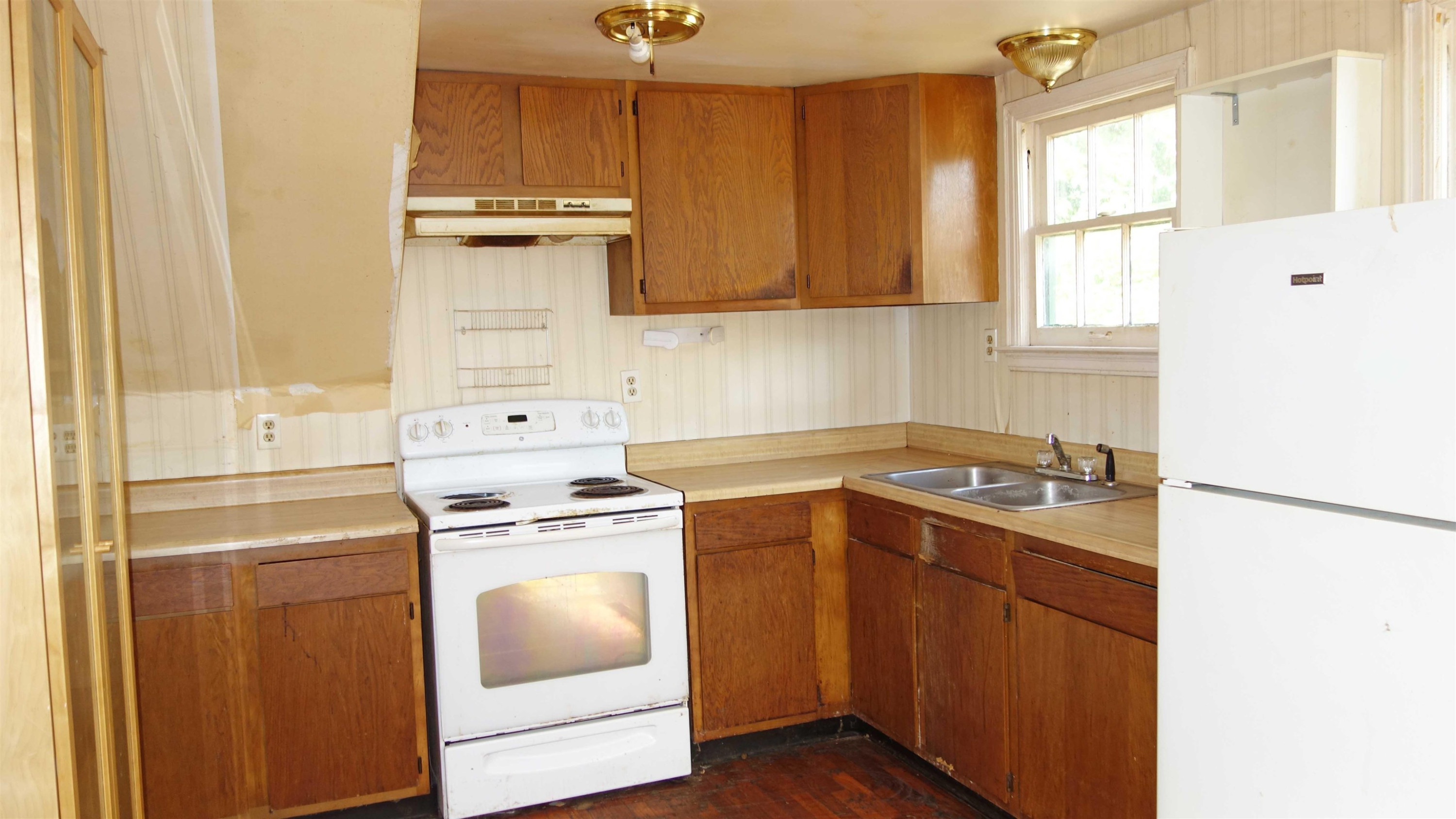 128 Pearl Street, Chesaning, MI 48616 — Photo 2
