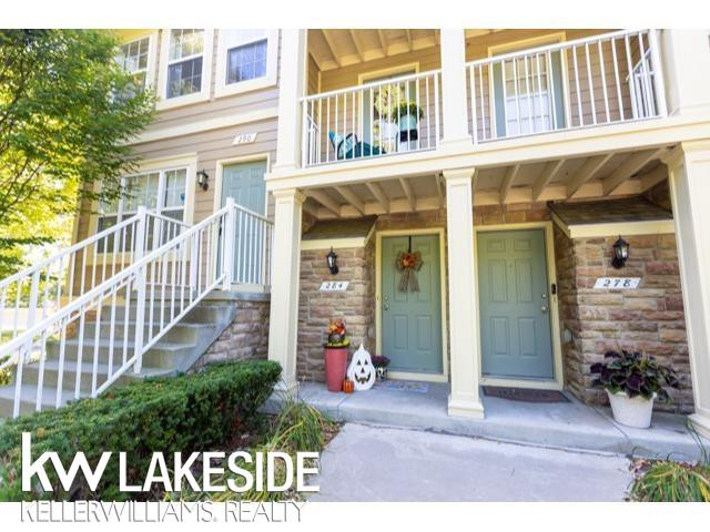 284 Park Green Drive, Lake Orion, MI 48362 — front exterior