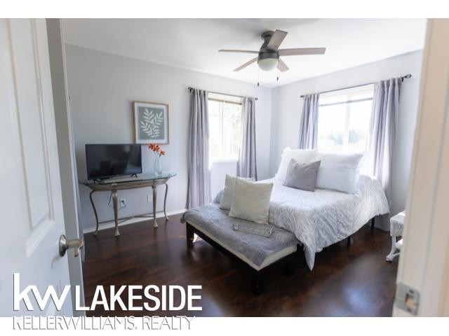 284 Park Green Drive, Lake Orion, MI 48362 — Photo 15