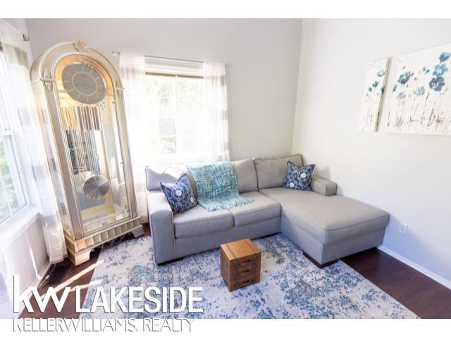284 Park Green Drive, Lake Orion, MI 48362 — Photo 18