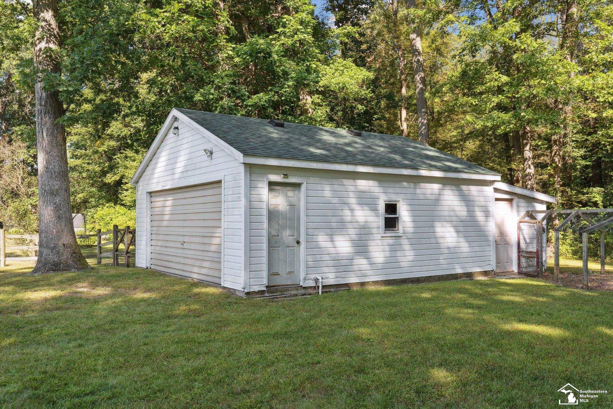 15006 IDA WEST Road, Petersburg, MI 49270 — Photo 27
