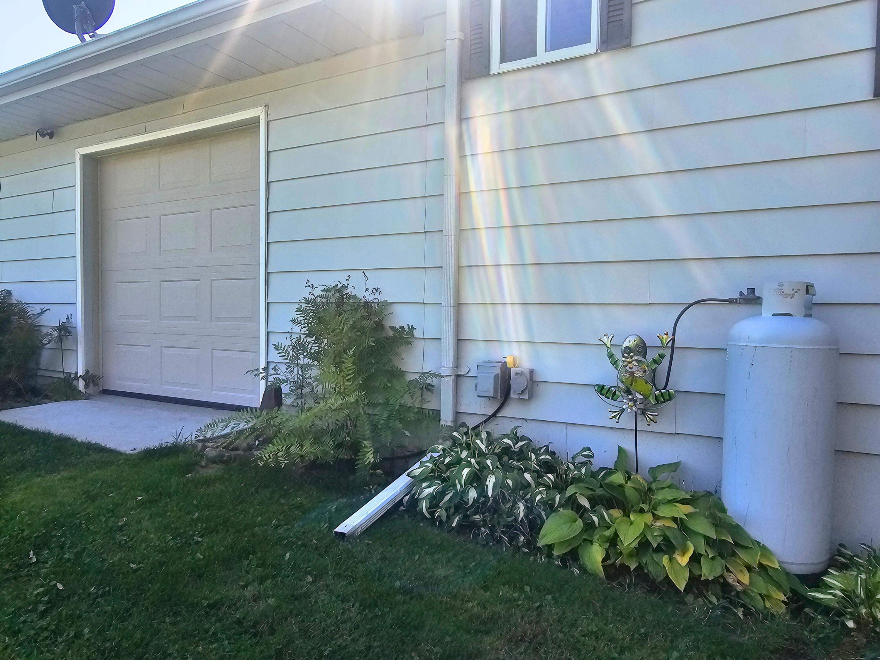 9449 Farrand Road, Otisville, MI 48463 — Photo 47