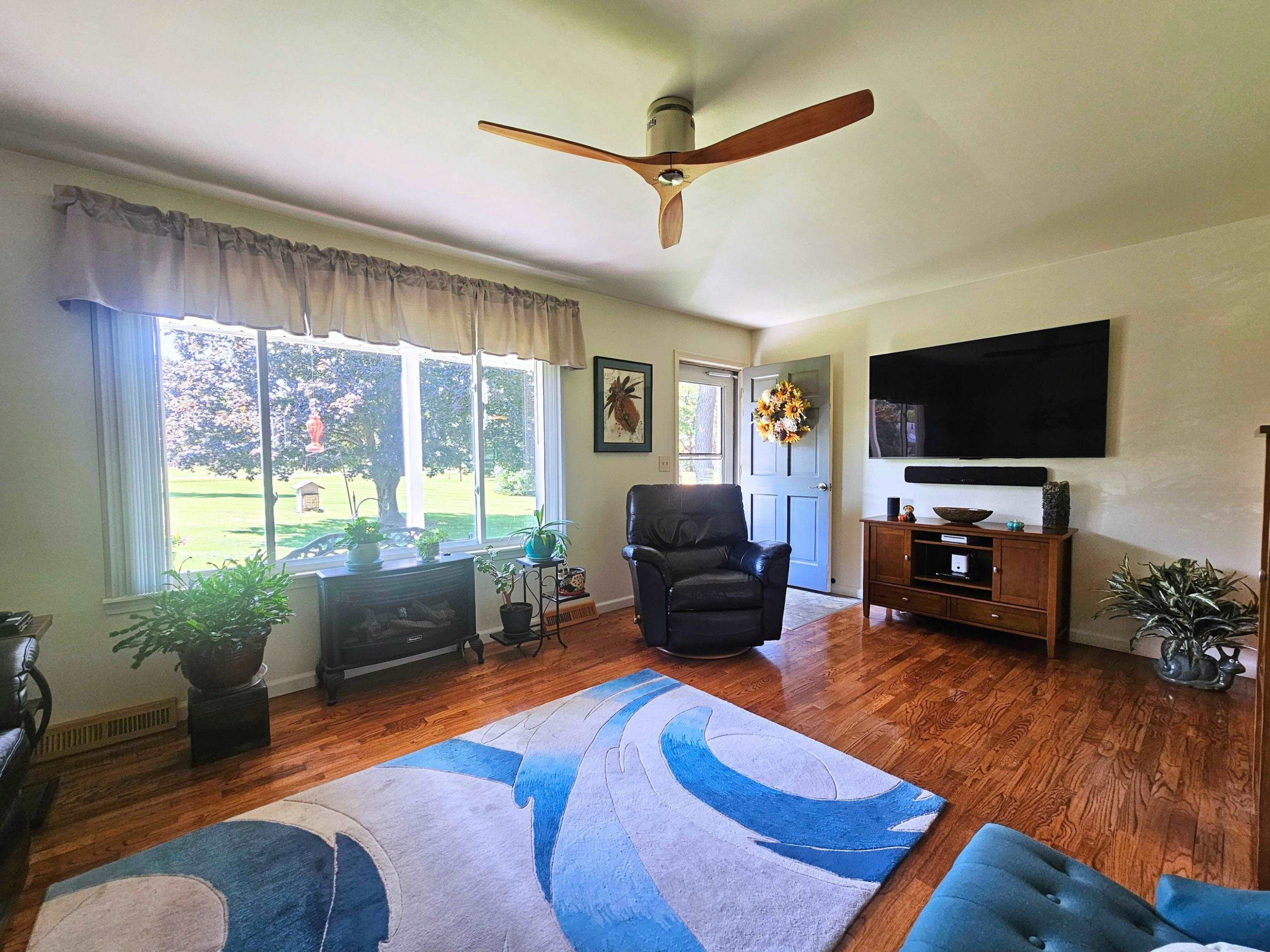 9449 Farrand Road, Otisville, MI 48463 — Photo 9
