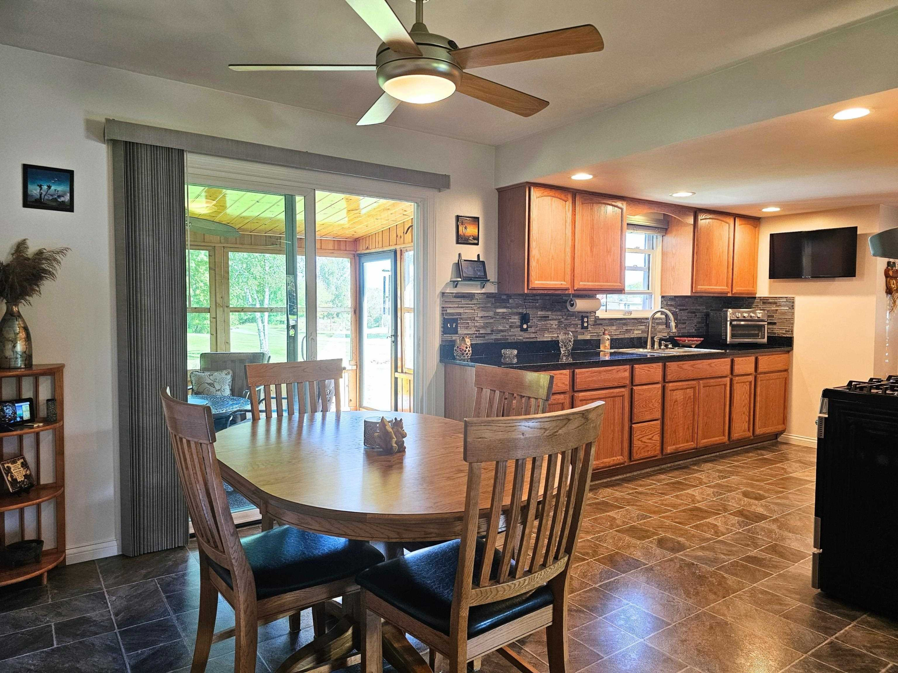 9449 Farrand Road, Otisville, MI 48463 — Photo 11