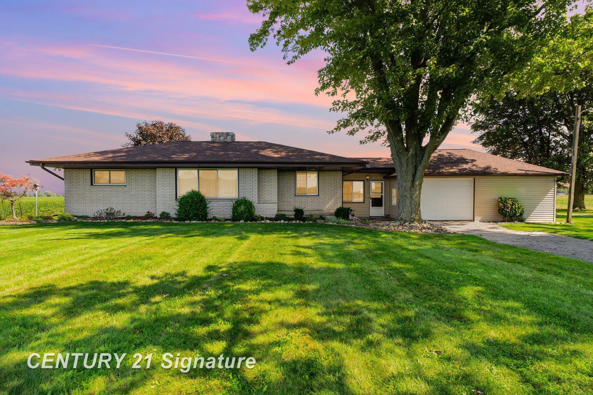 1755 S Orr Road, Hemlock, MI 48626 — front exterior