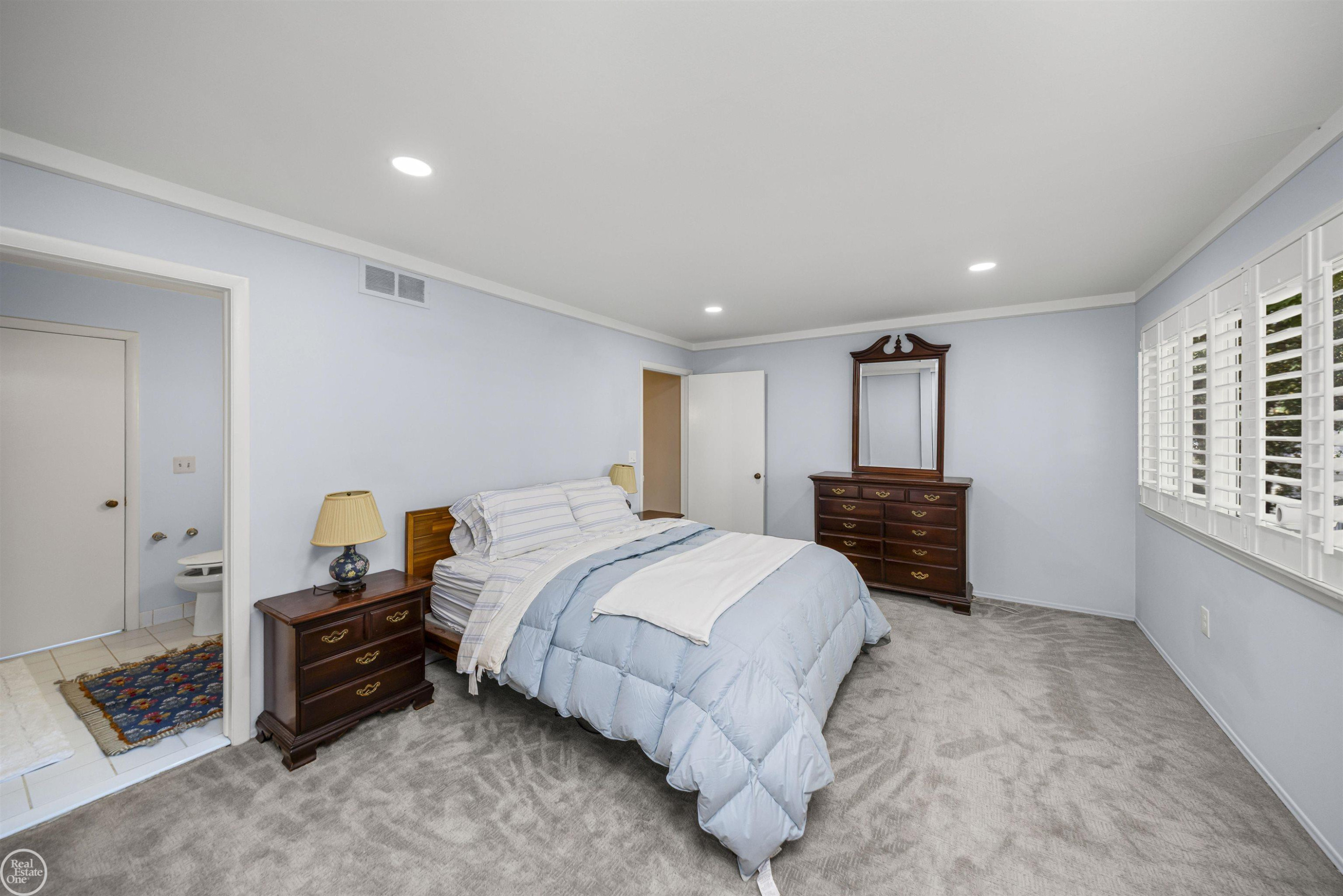 1937 Wickham Street, Royal Oak, MI 48073 — Photo 11