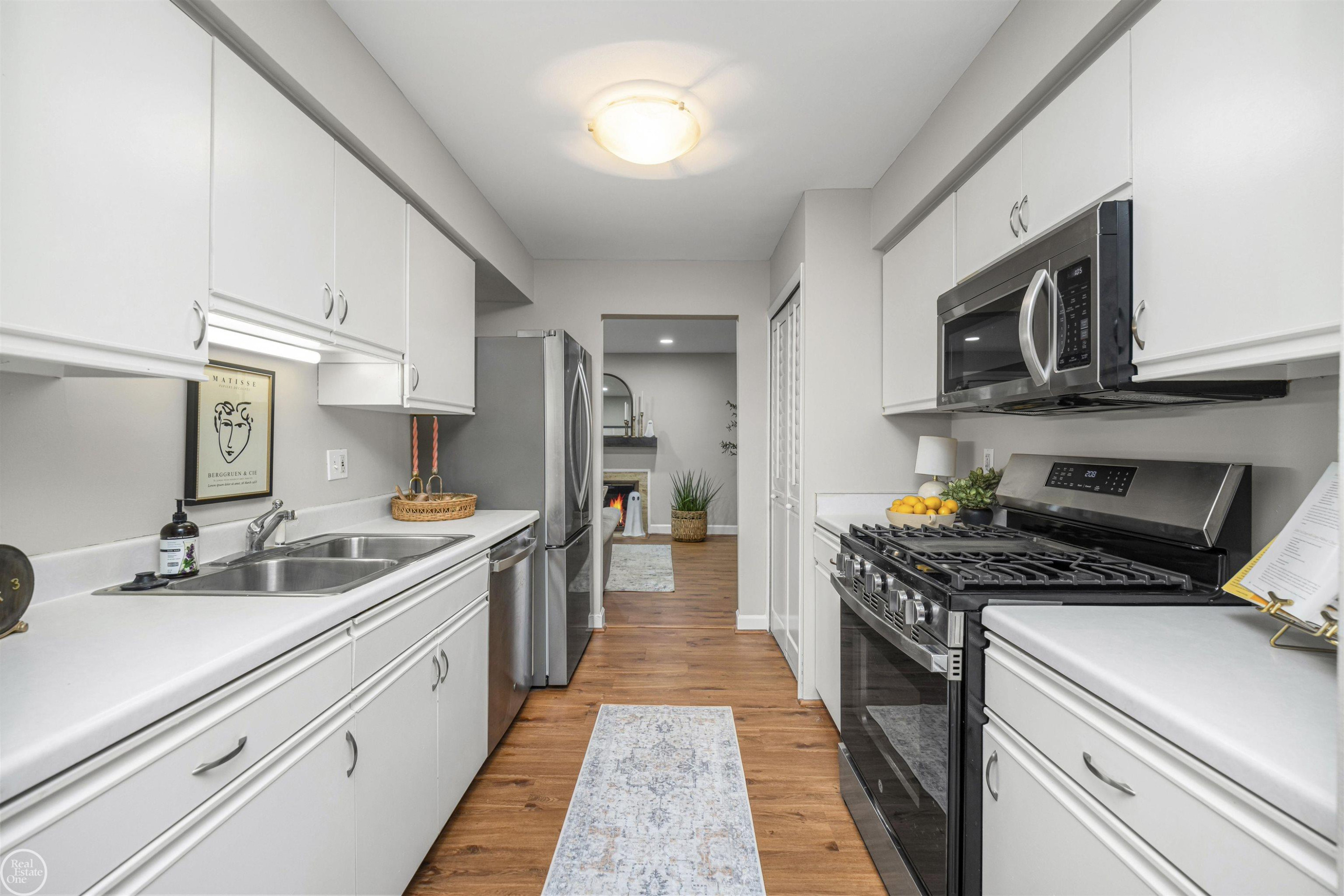 1937 Wickham Street, Royal Oak, MI 48073 — Photo 25