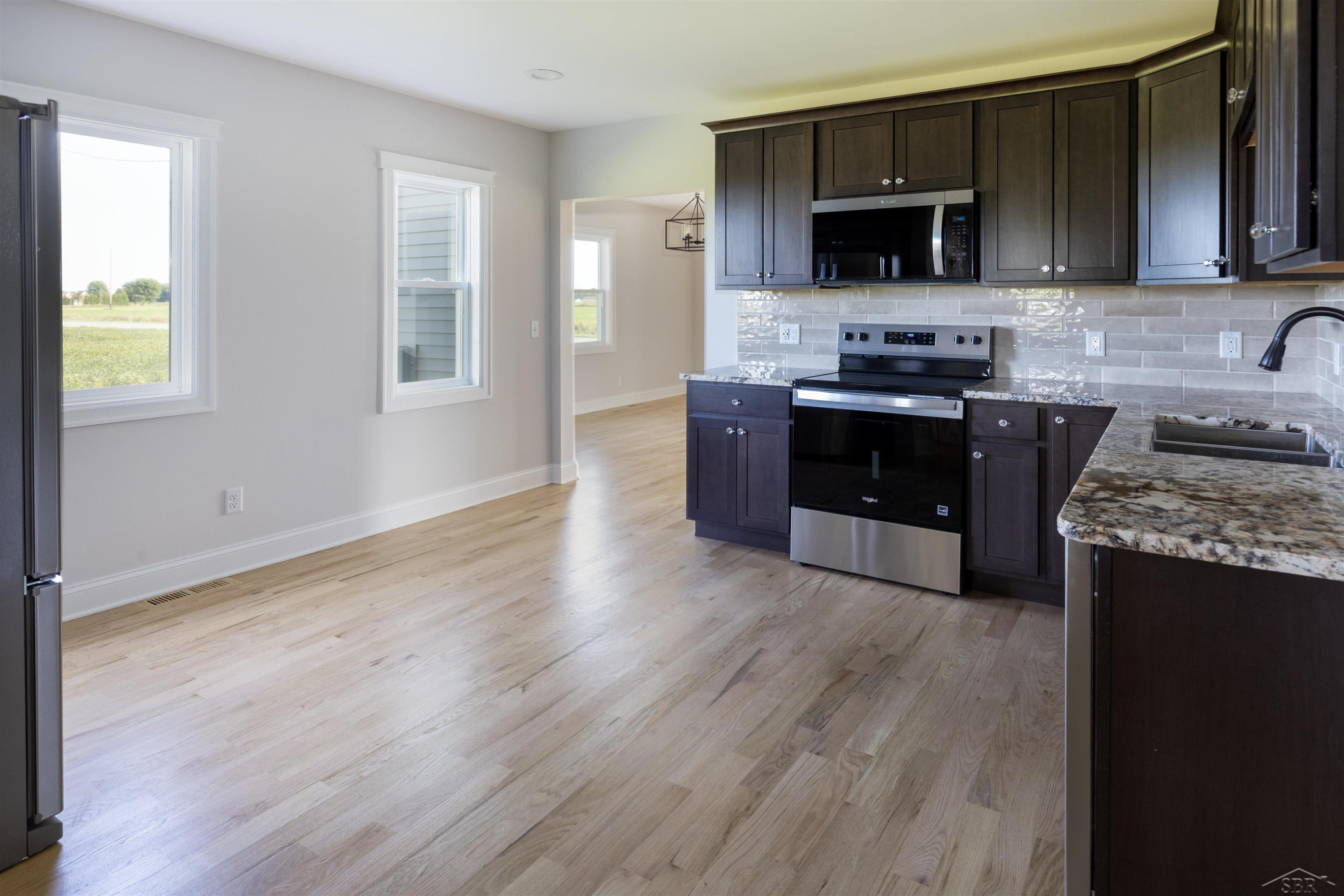 18200 Frost Road, Hemlock, MI 48626 — Photo 11