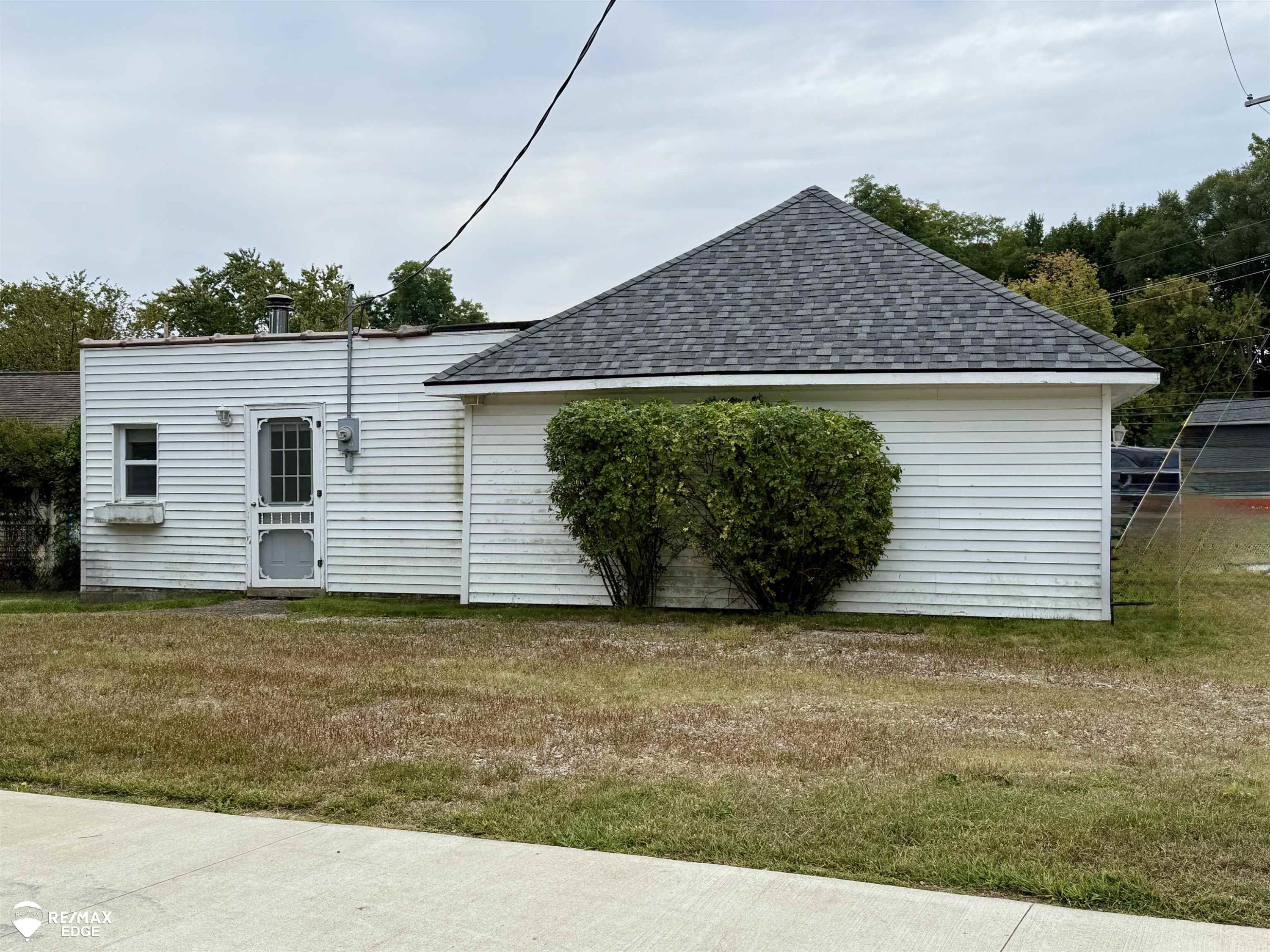 471 Algene Street, Lake Orion, MI 48362 — Photo 12
