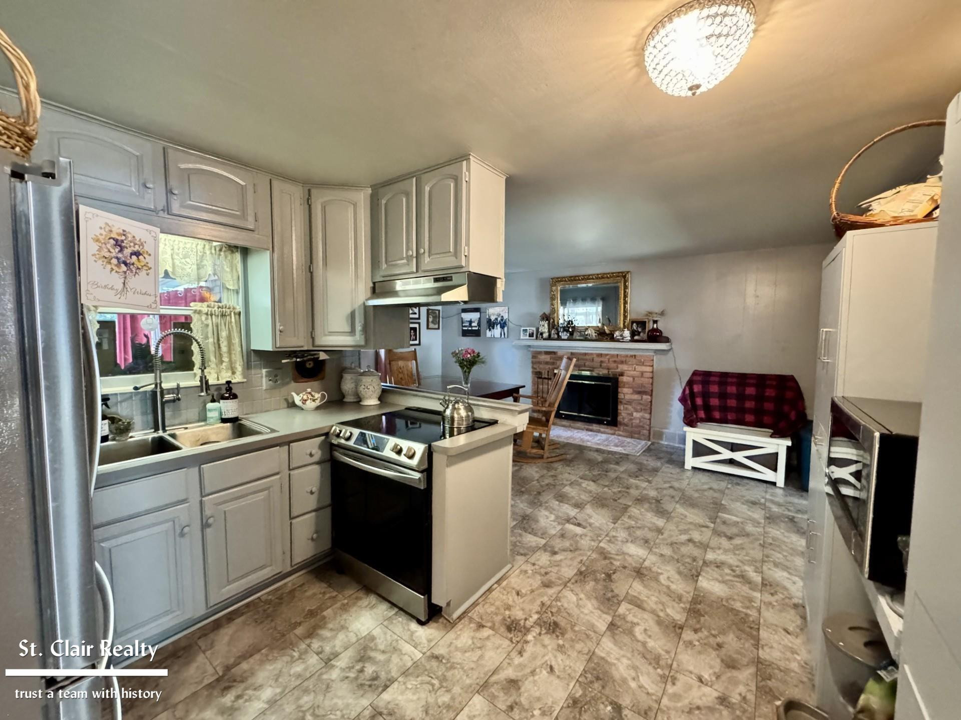 18538 Dogwood Lane, Fraser, MI 48026 — Photo 8