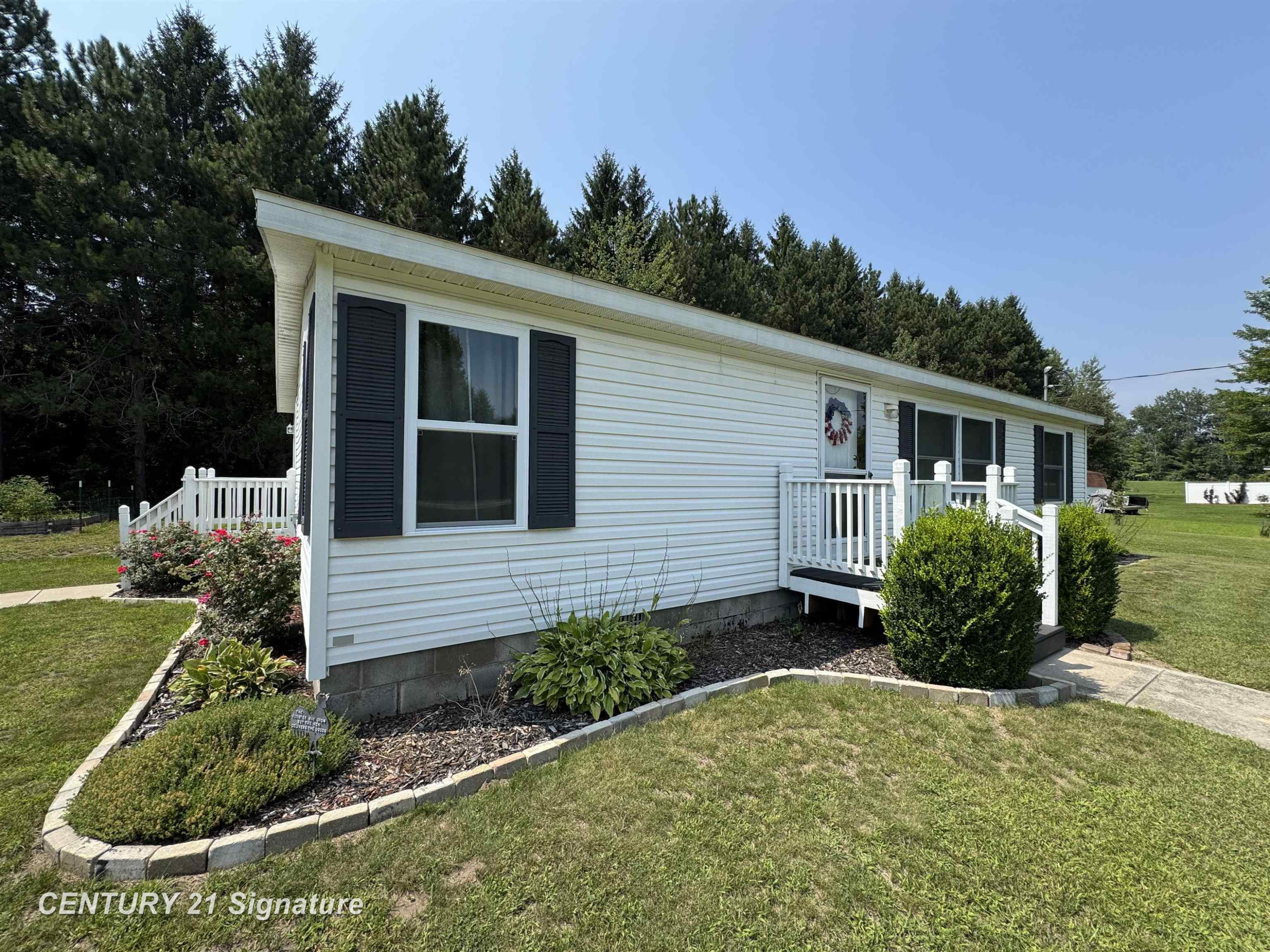 5477 S Townline Road, Sterling, MI 48659 — Photo 4