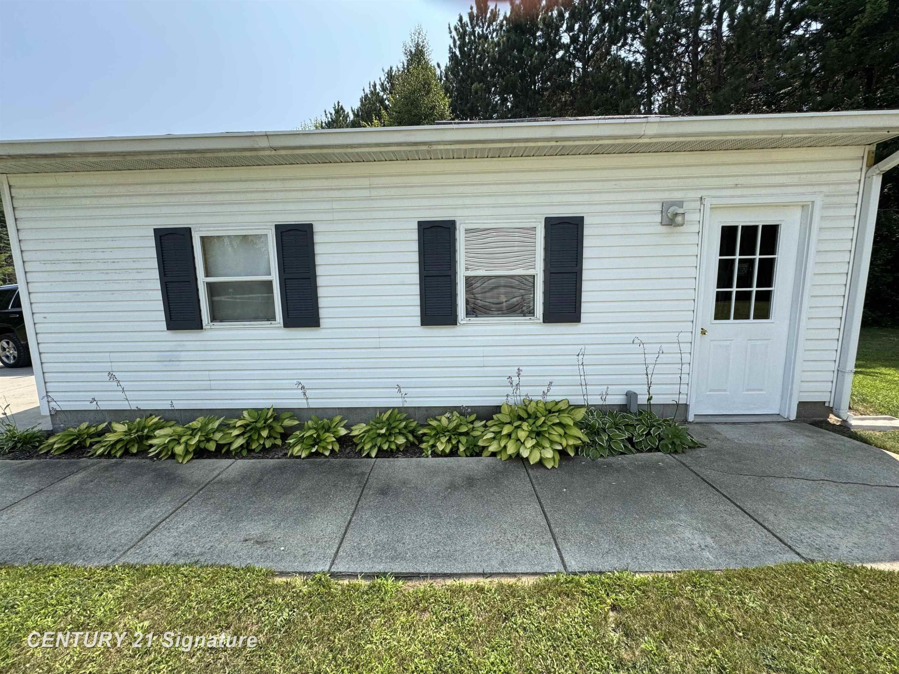 5477 S Townline Road, Sterling, MI 48659 — Photo 9