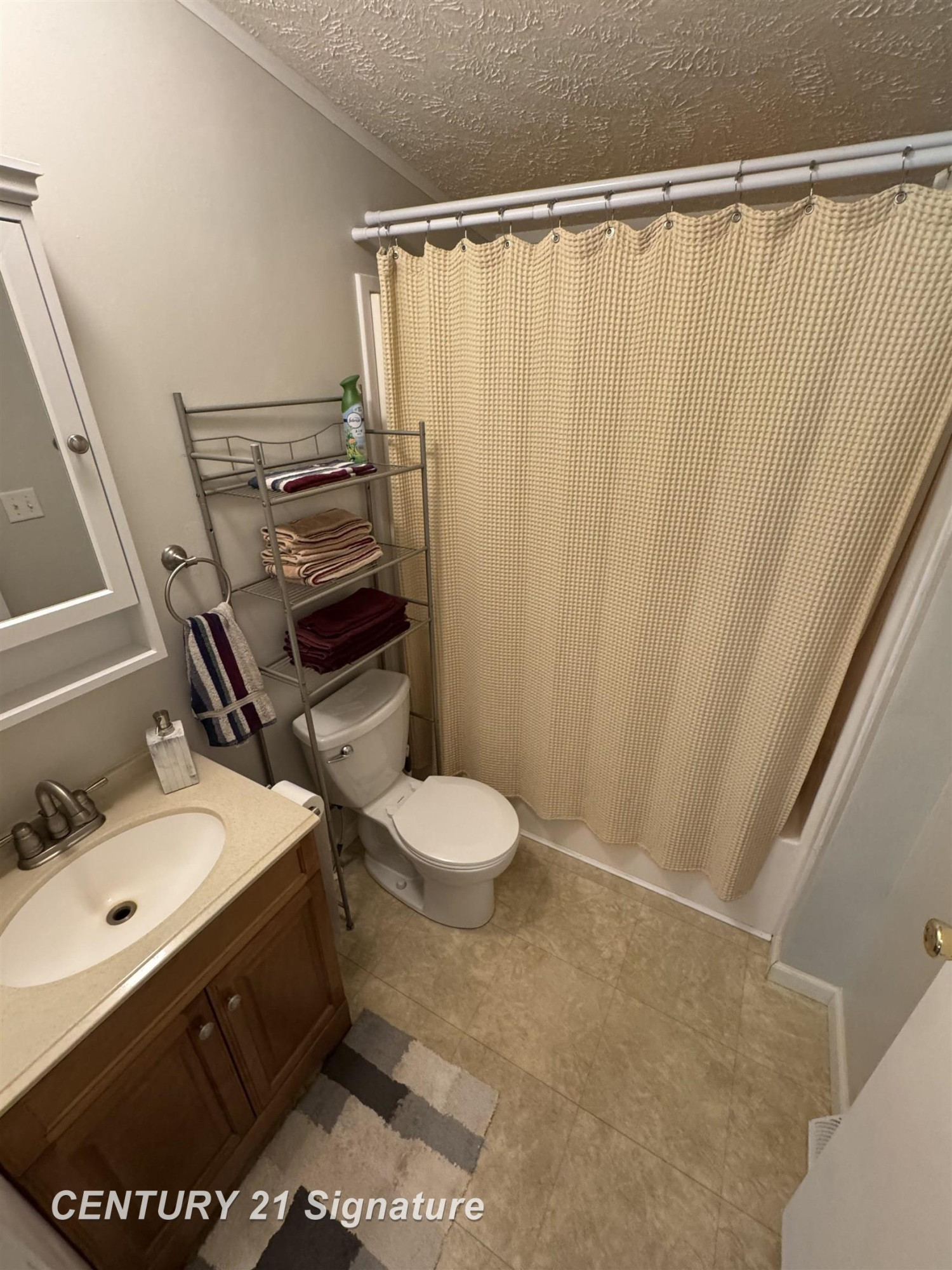 5477 S Townline Road, Sterling, MI 48659 — Photo 16