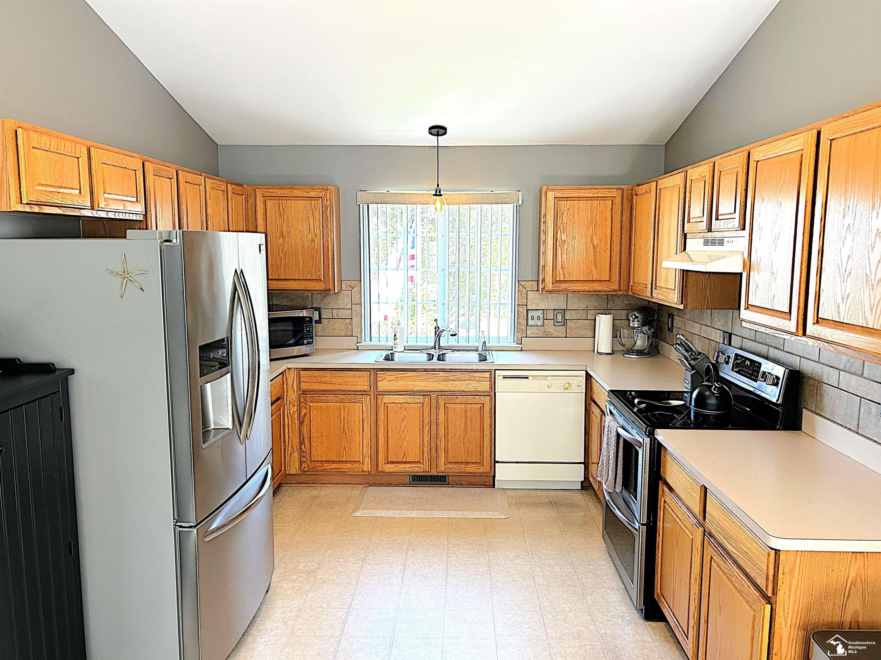 209 Dundee Ridge Drive, Dundee, MI 48131 — Photo 10