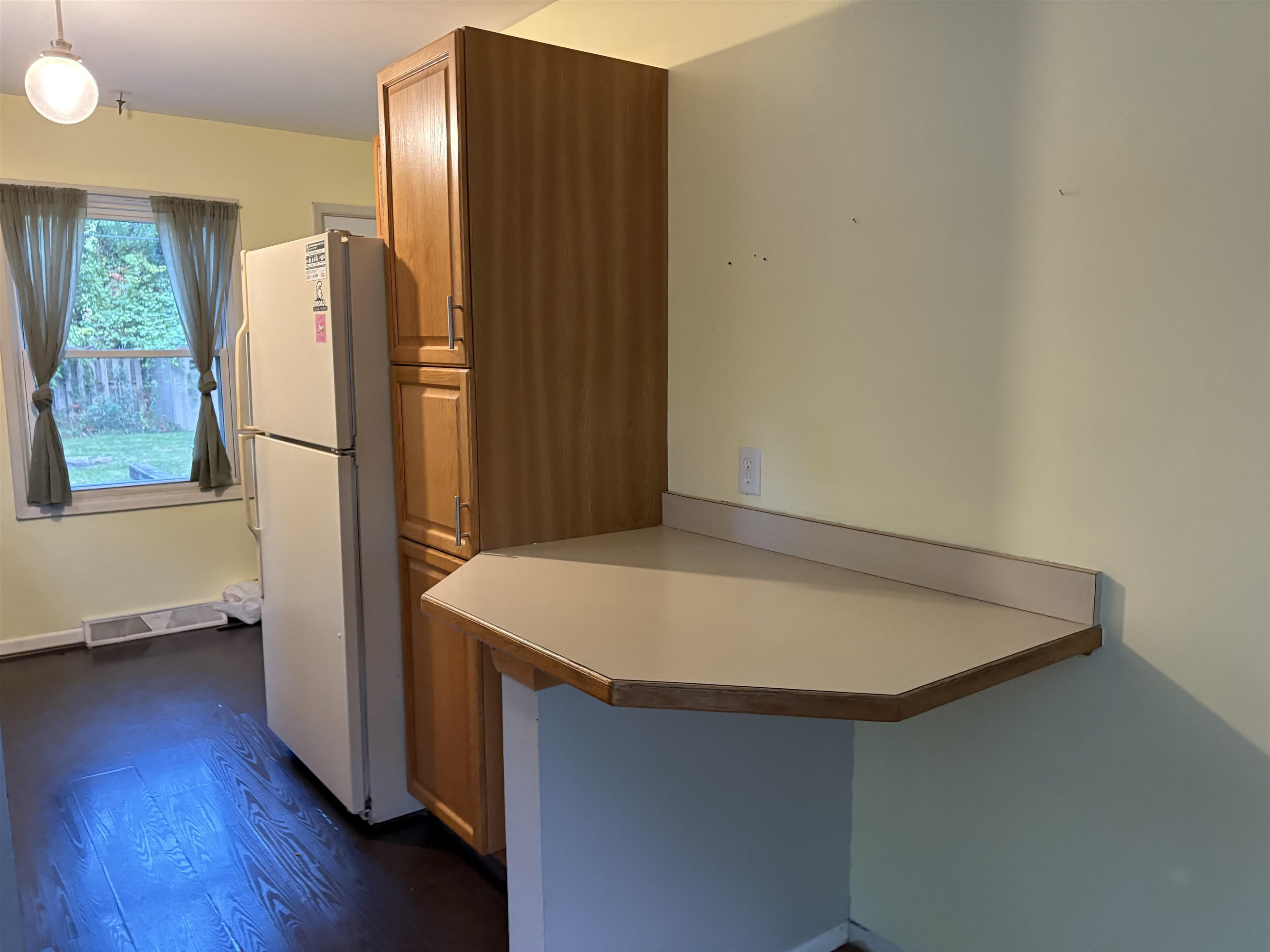 586 Lexington Avenue, East Lansing, MI 48823 — Photo 4