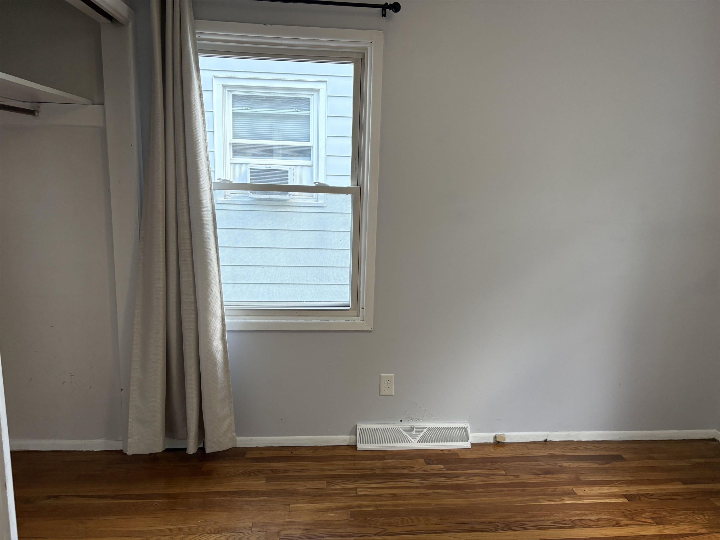 586 Lexington Avenue, East Lansing, MI 48823 — Photo 11