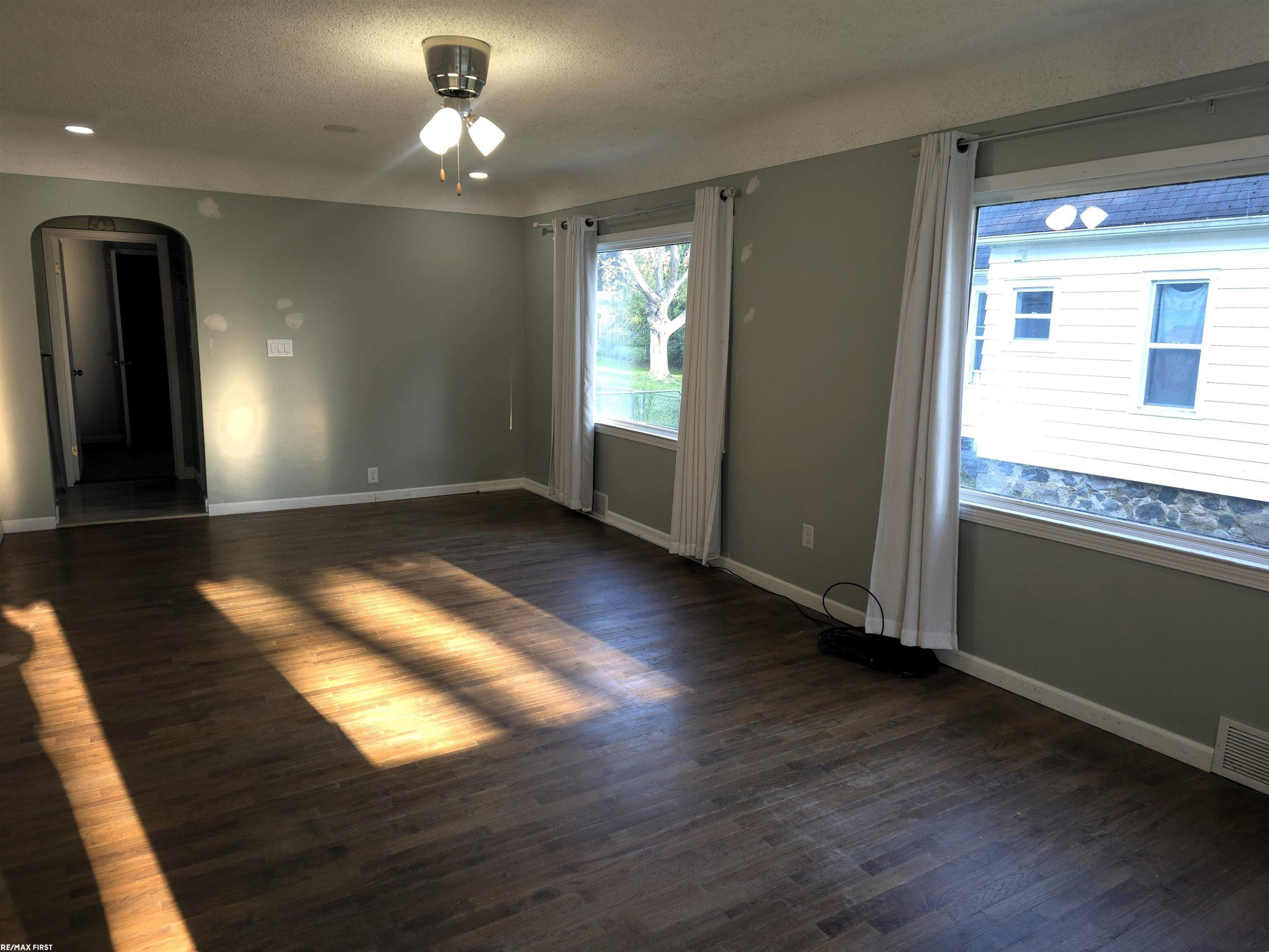 208 Arthur Street, Yale, MI 48097 — Photo 3