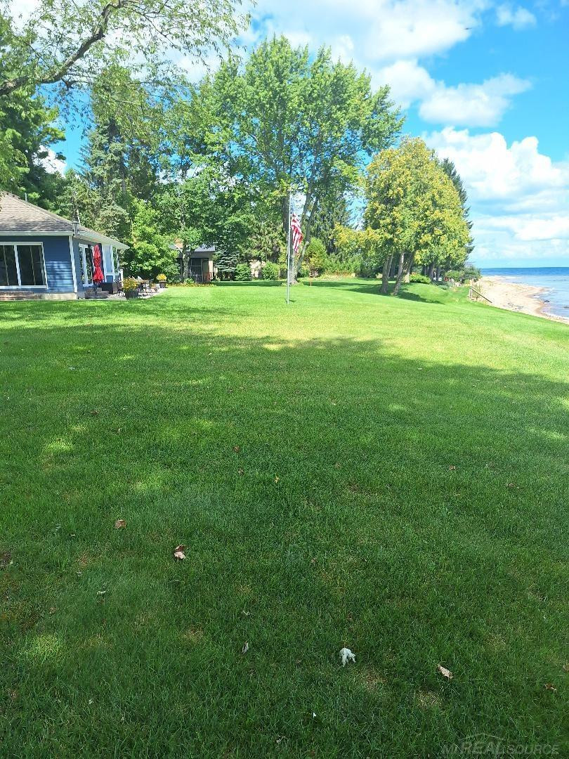 830 N Lakeshore Road, Port Sanilac, MI 48469 — Photo 2
