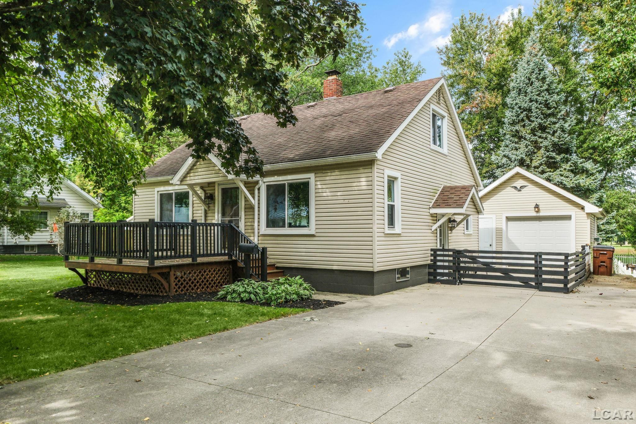 414 Jipson Street, Blissfield, MI 49228 — front exterior
