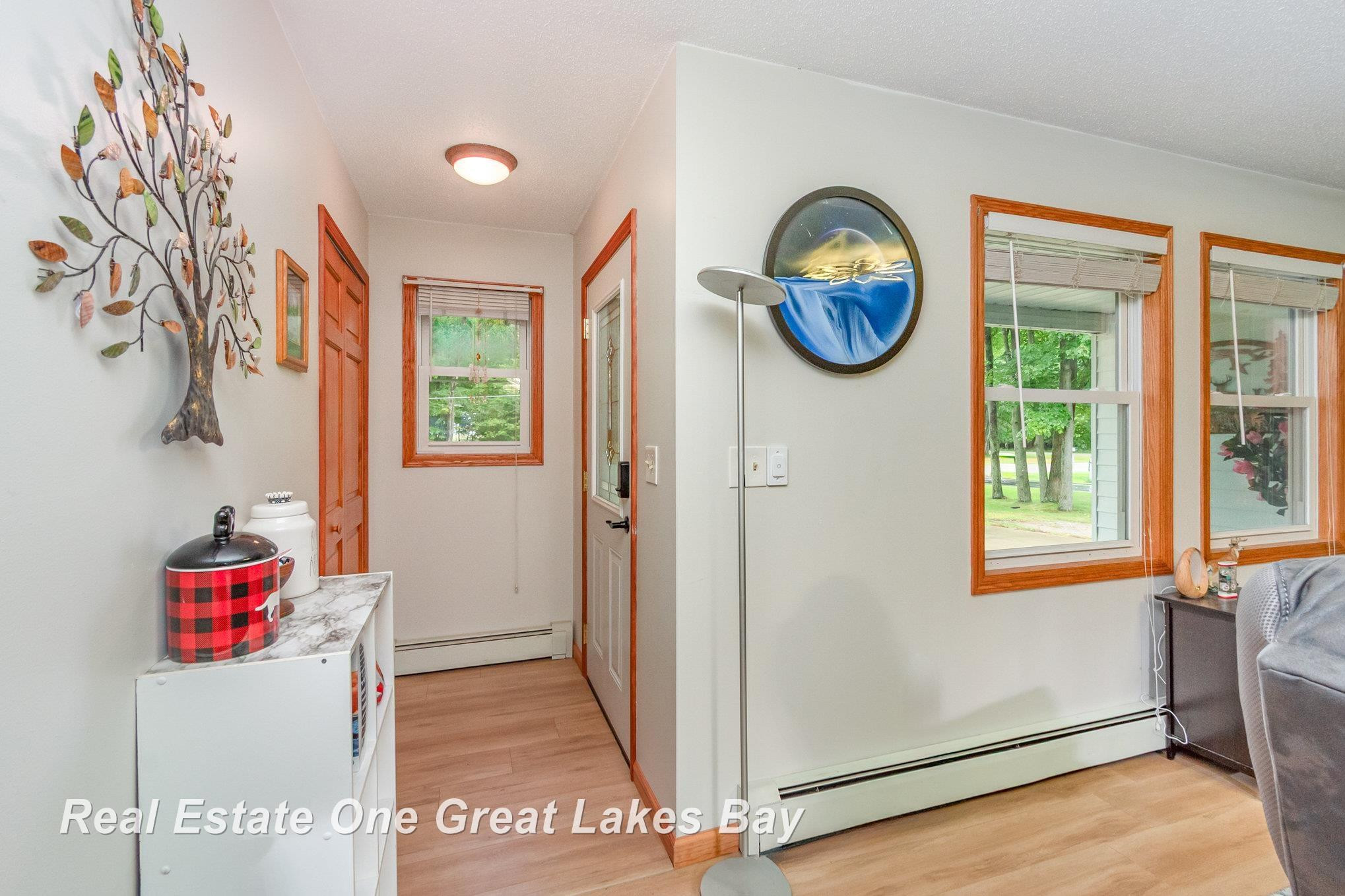 424 Lakewood Drive, East Tawas, MI 48730 — Photo 4