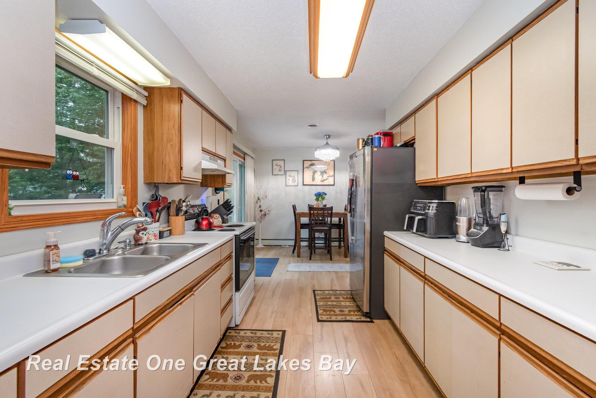 424 Lakewood Drive, East Tawas, MI 48730 — Photo 8