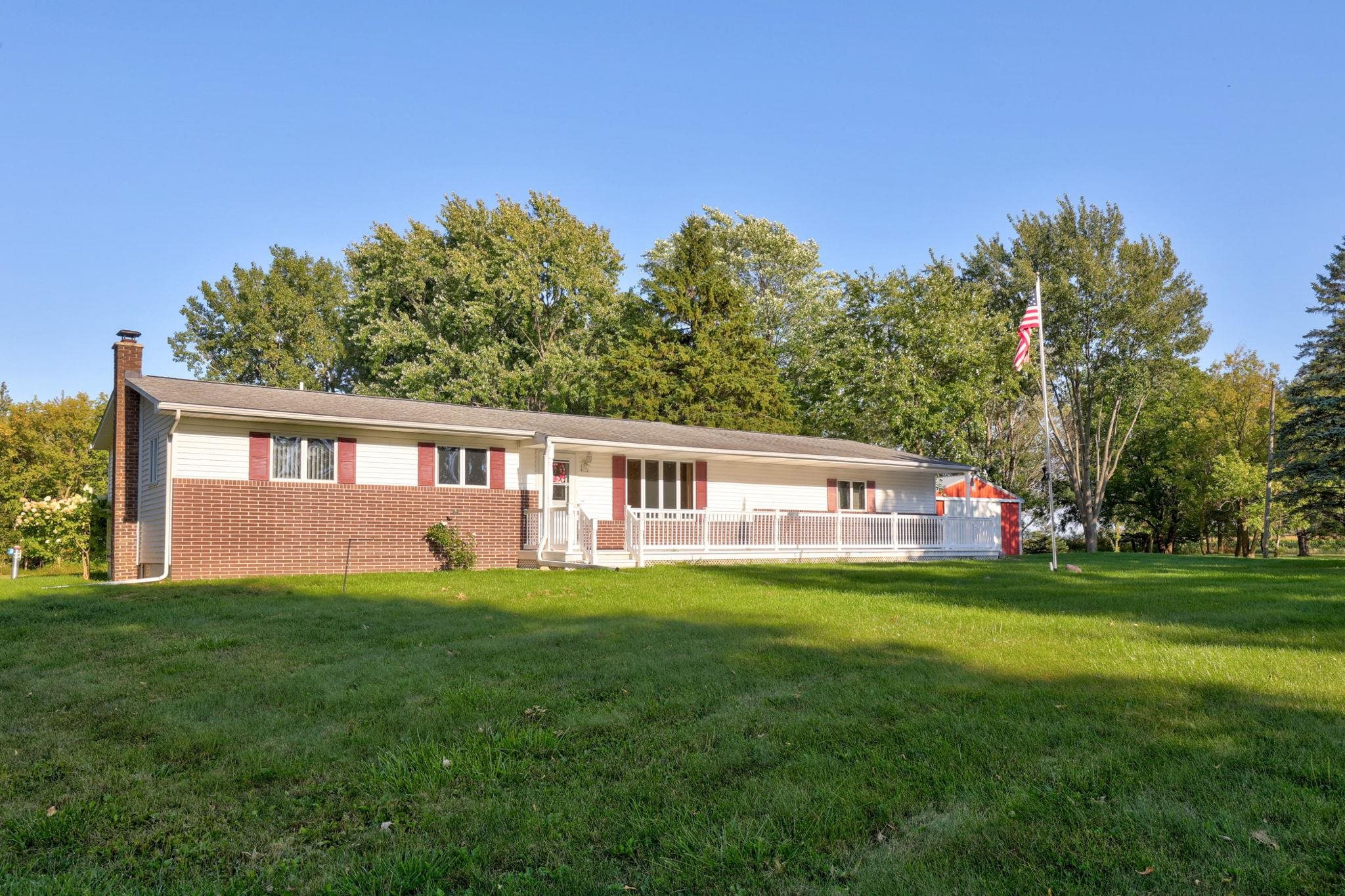 9941 Bender Road, Frankenmuth, MI 48734 — Photo 3