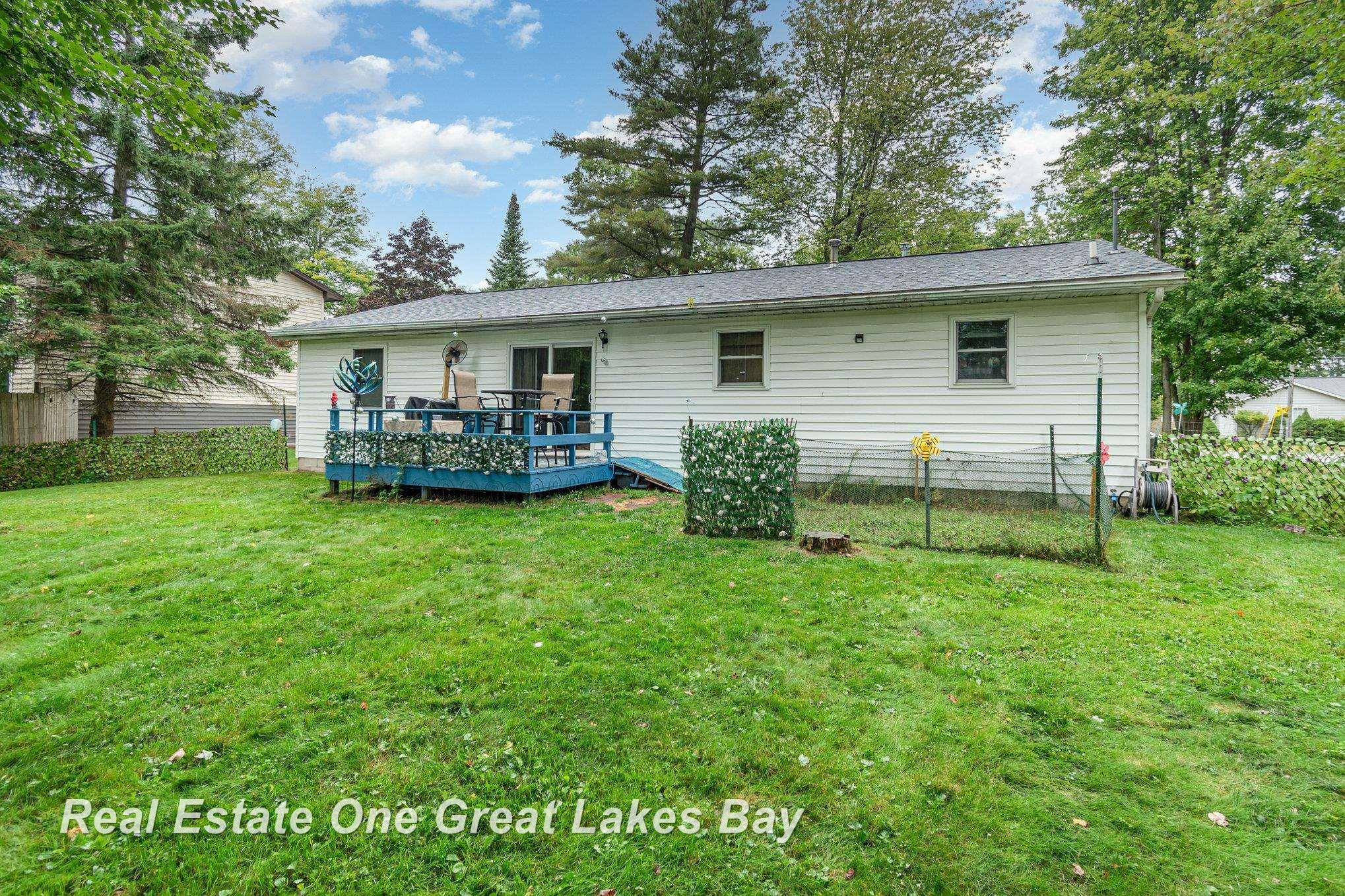 424 Lakewood Drive, East Tawas, MI 48730 — Photo 13