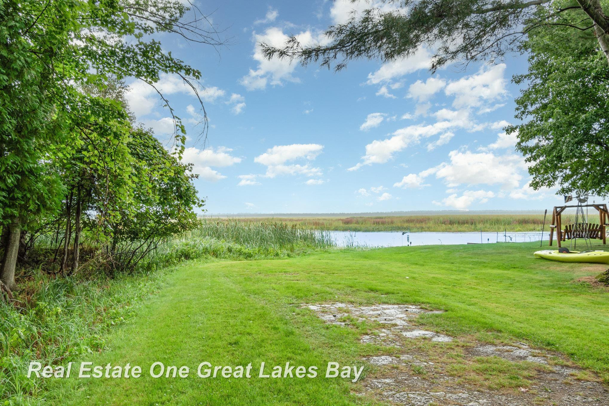 424 Lakewood Drive, East Tawas, MI 48730 — Photo 16