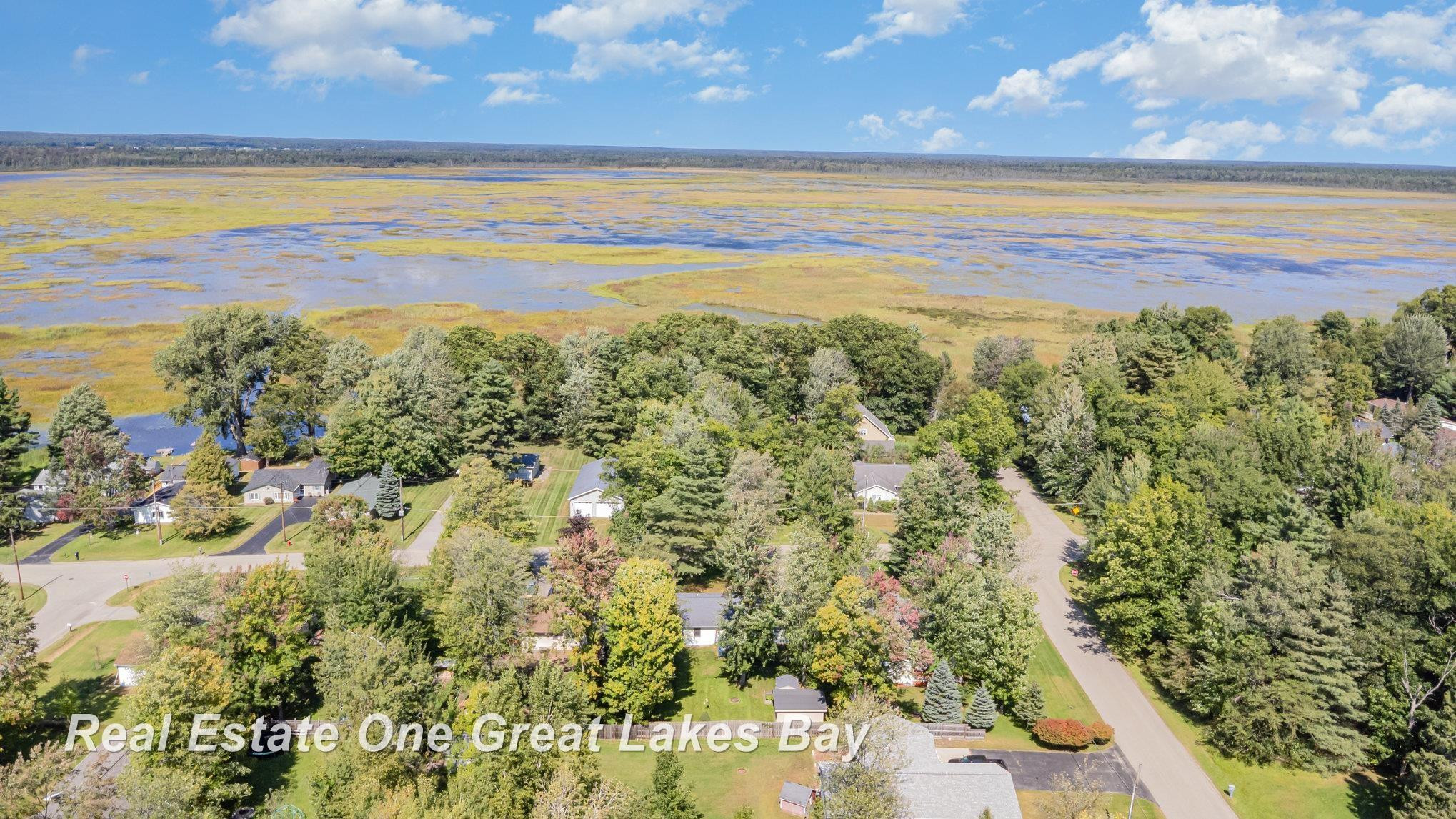 424 Lakewood Drive, East Tawas, MI 48730 — Photo 18