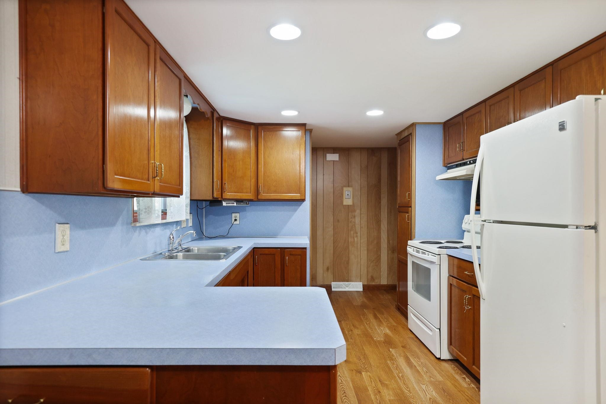 9941 Bender Road, Frankenmuth, MI 48734 — Photo 14