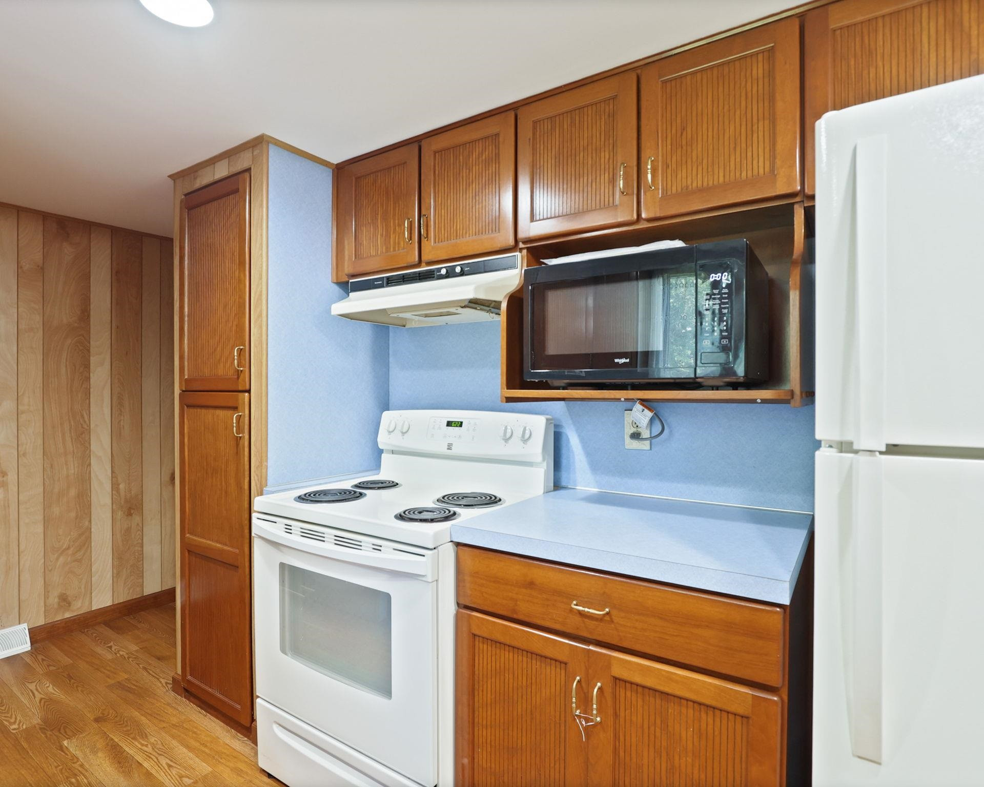 9941 Bender Road, Frankenmuth, MI 48734 — Photo 15