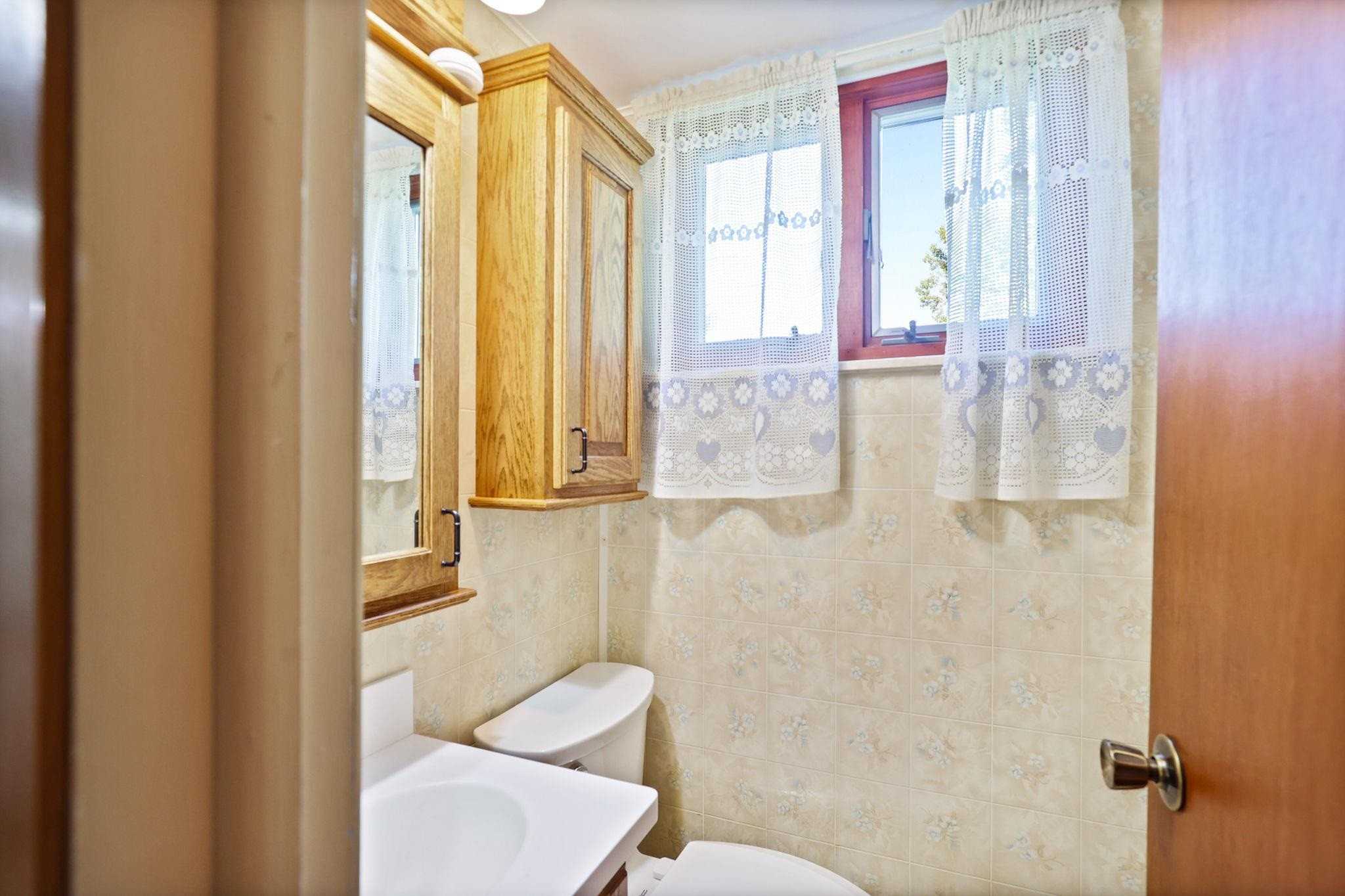 9941 Bender Road, Frankenmuth, MI 48734 — Photo 16