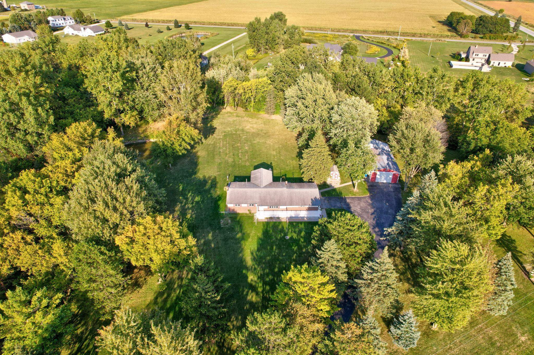 9941 Bender Road, Frankenmuth, MI 48734 — Photo 43