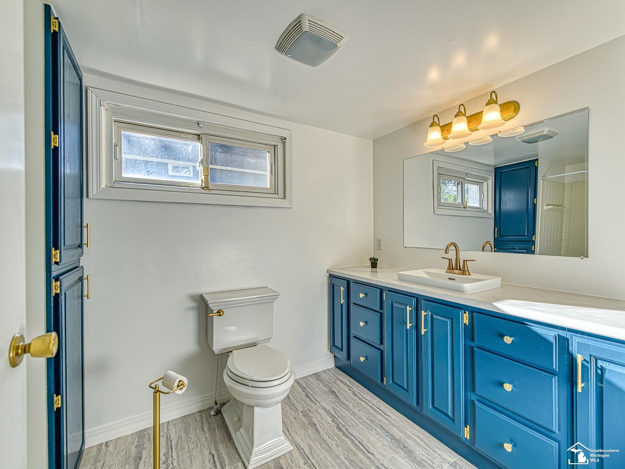 403 E 2nd Street, Monroe, MI 48161 — Photo 11
