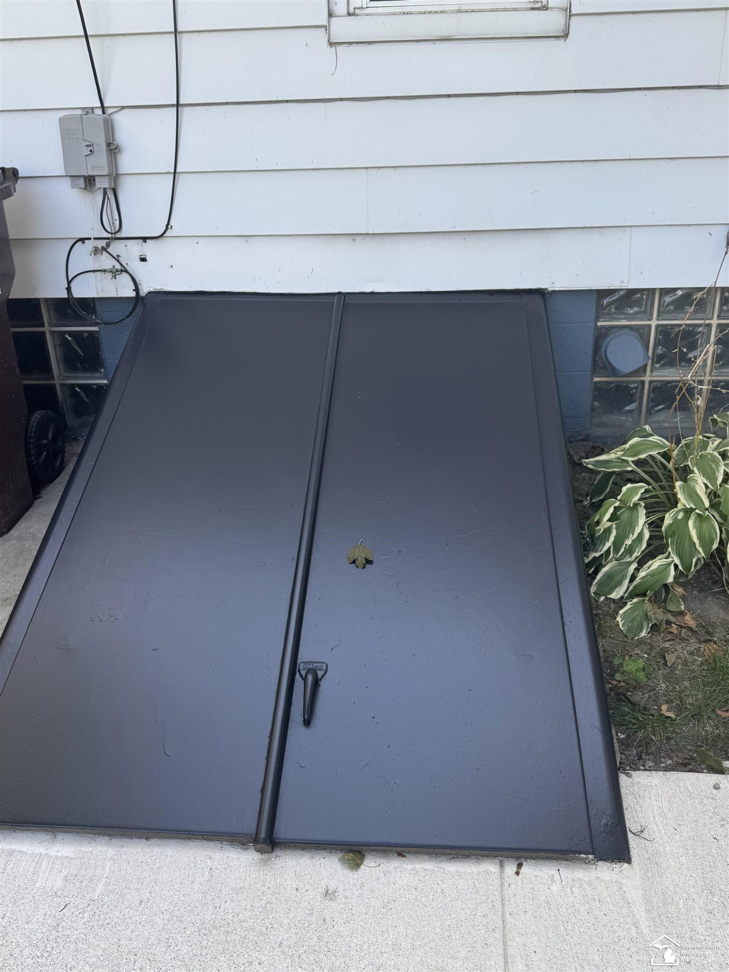 403 E 2nd Street, Monroe, MI 48161 — Photo 34