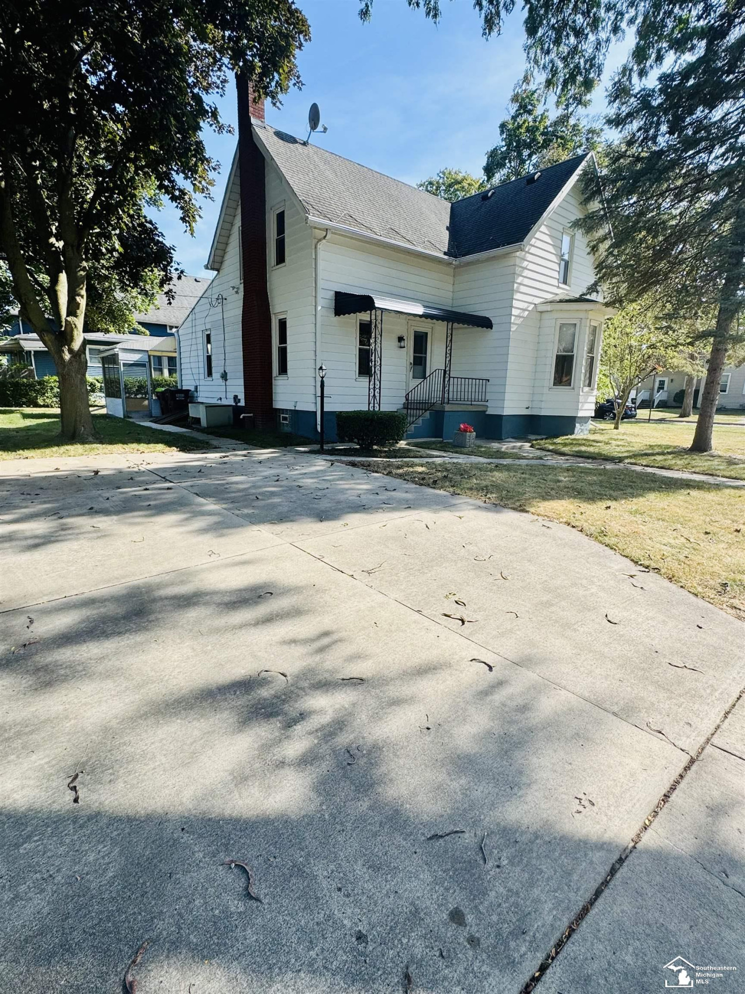 403 E 2nd Street, Monroe, MI 48161 — Photo 35