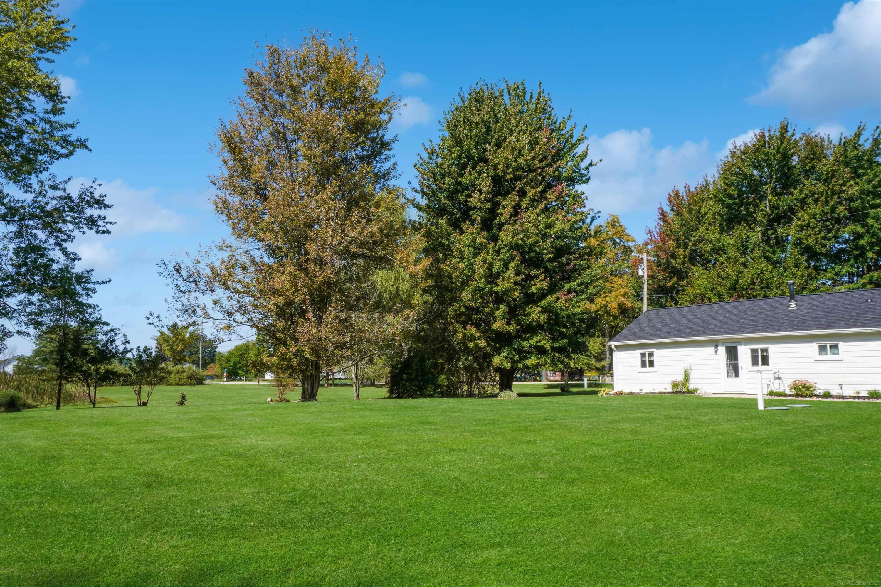 6975 Lindsey Road, MI — Photo 36