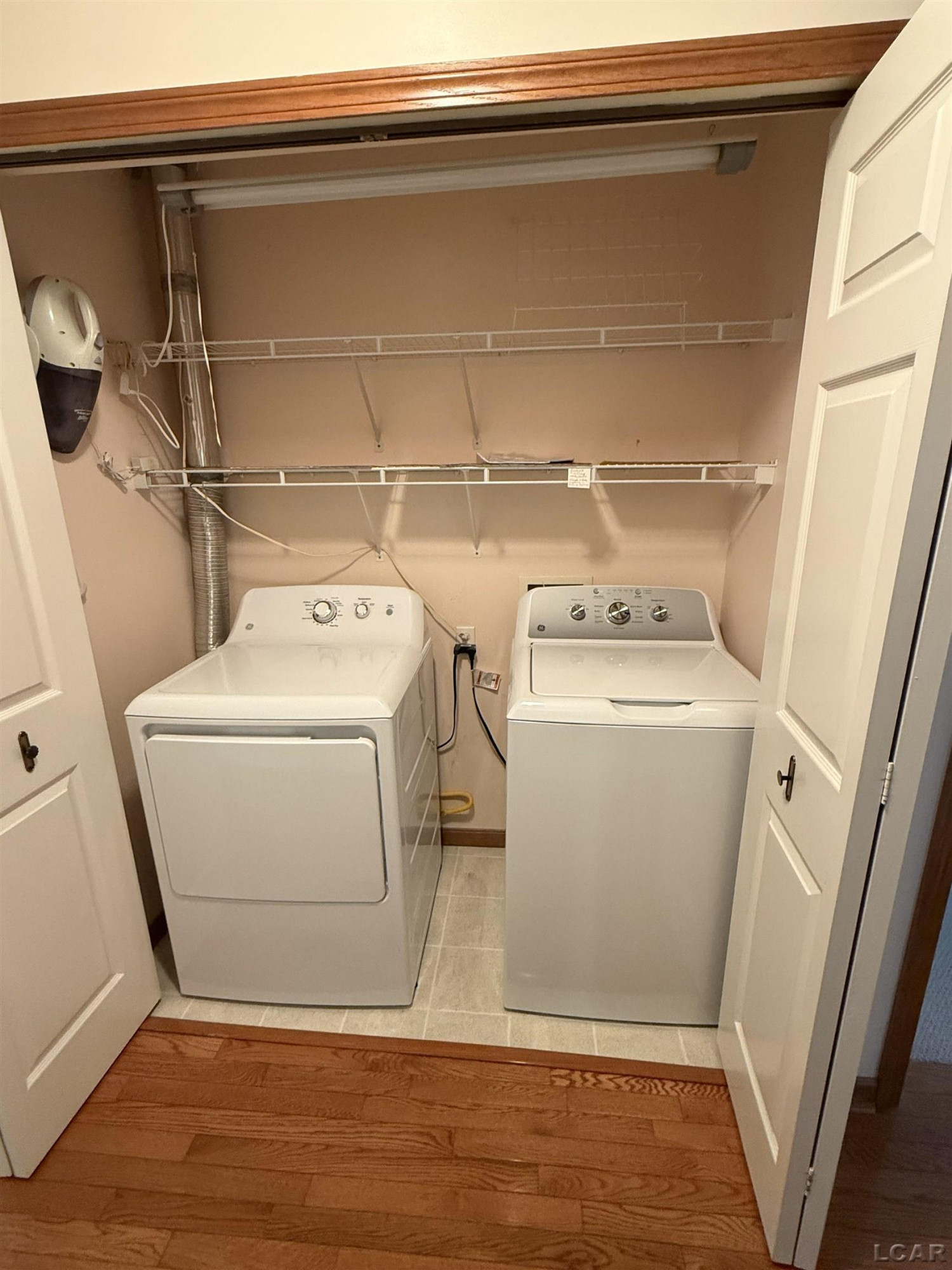802 Lakewood Drive, Adrian, MI 49221 — Photo 14