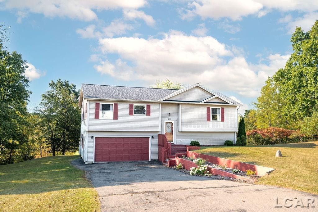 10440 Connemara Circle, Cement City, MI 49233 — Photo 2