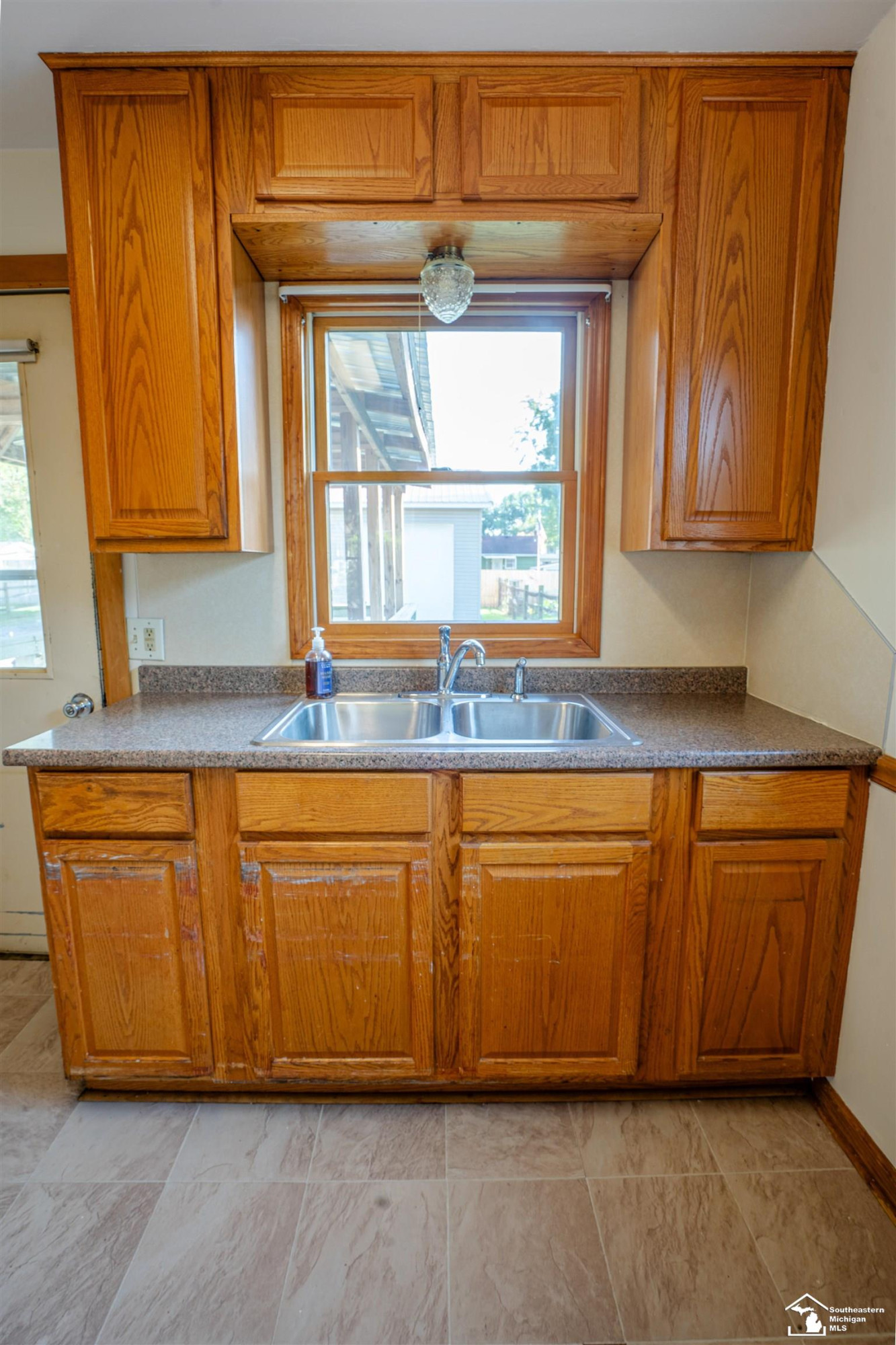 154 E Madison Street, Petersburg, MI 49270 — Photo 8