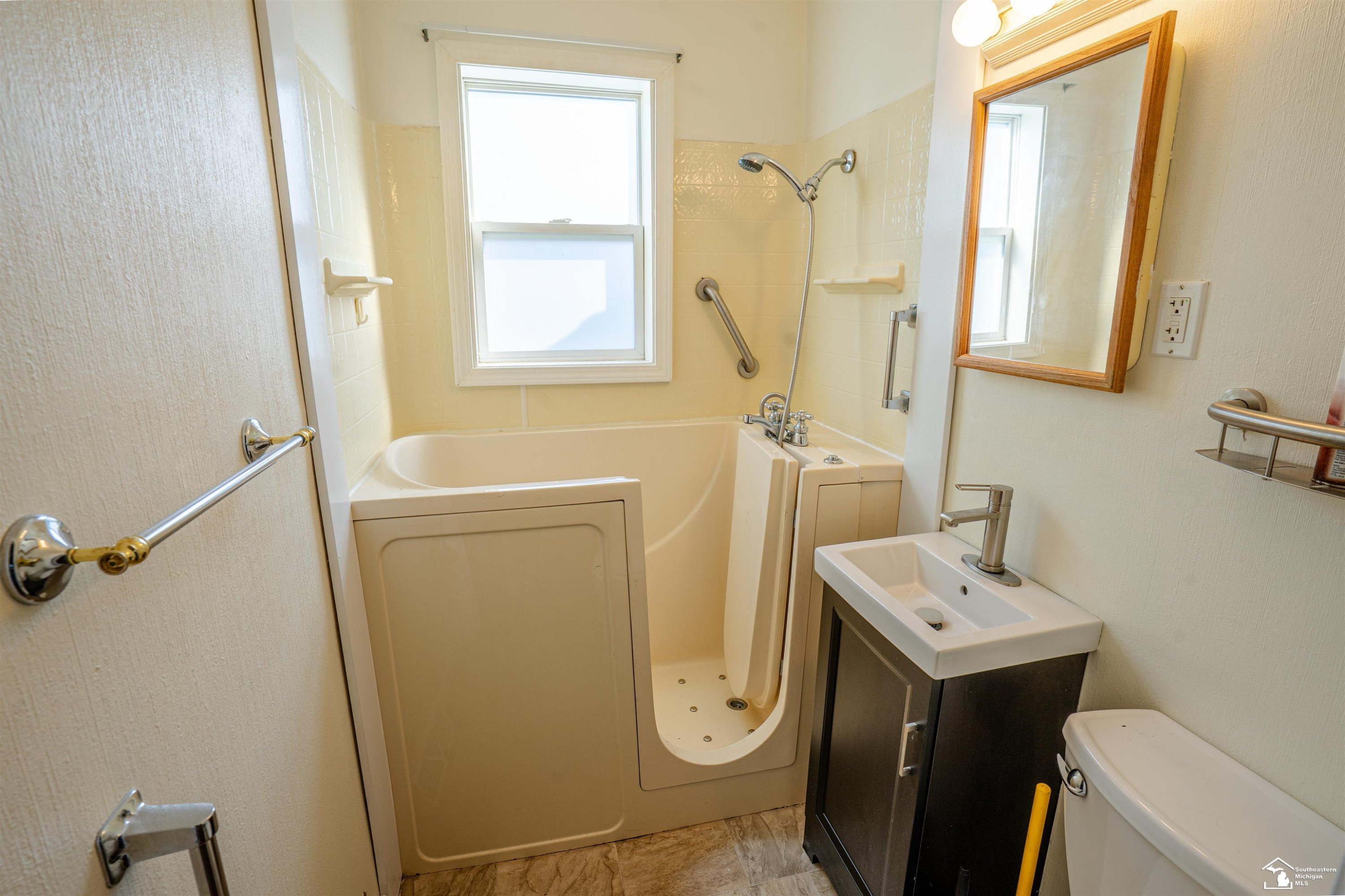 154 E Madison Street, Petersburg, MI 49270 — Photo 13
