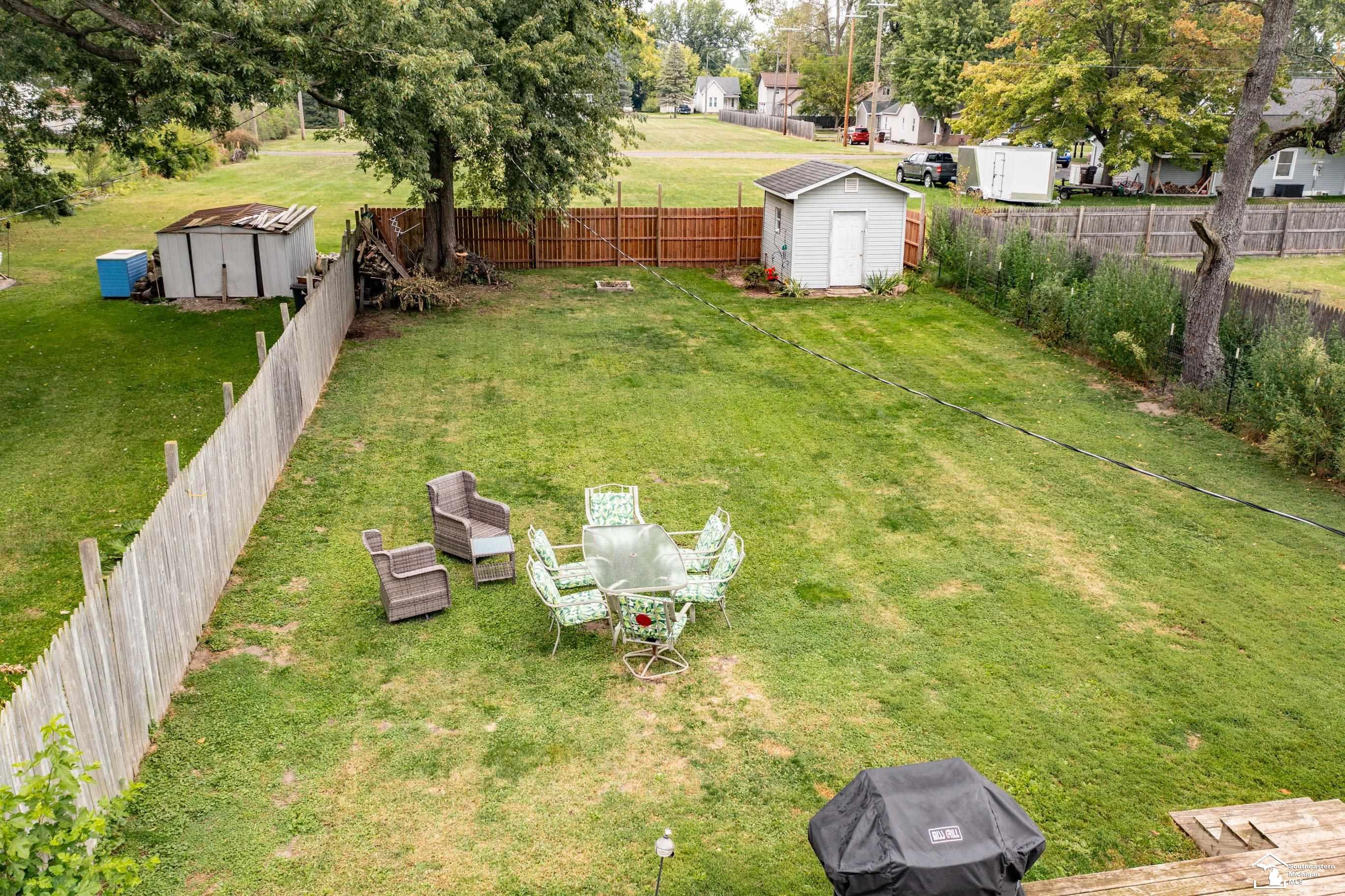 153 E Vesey Street, Petersburg, MI 49270 — Photo 3